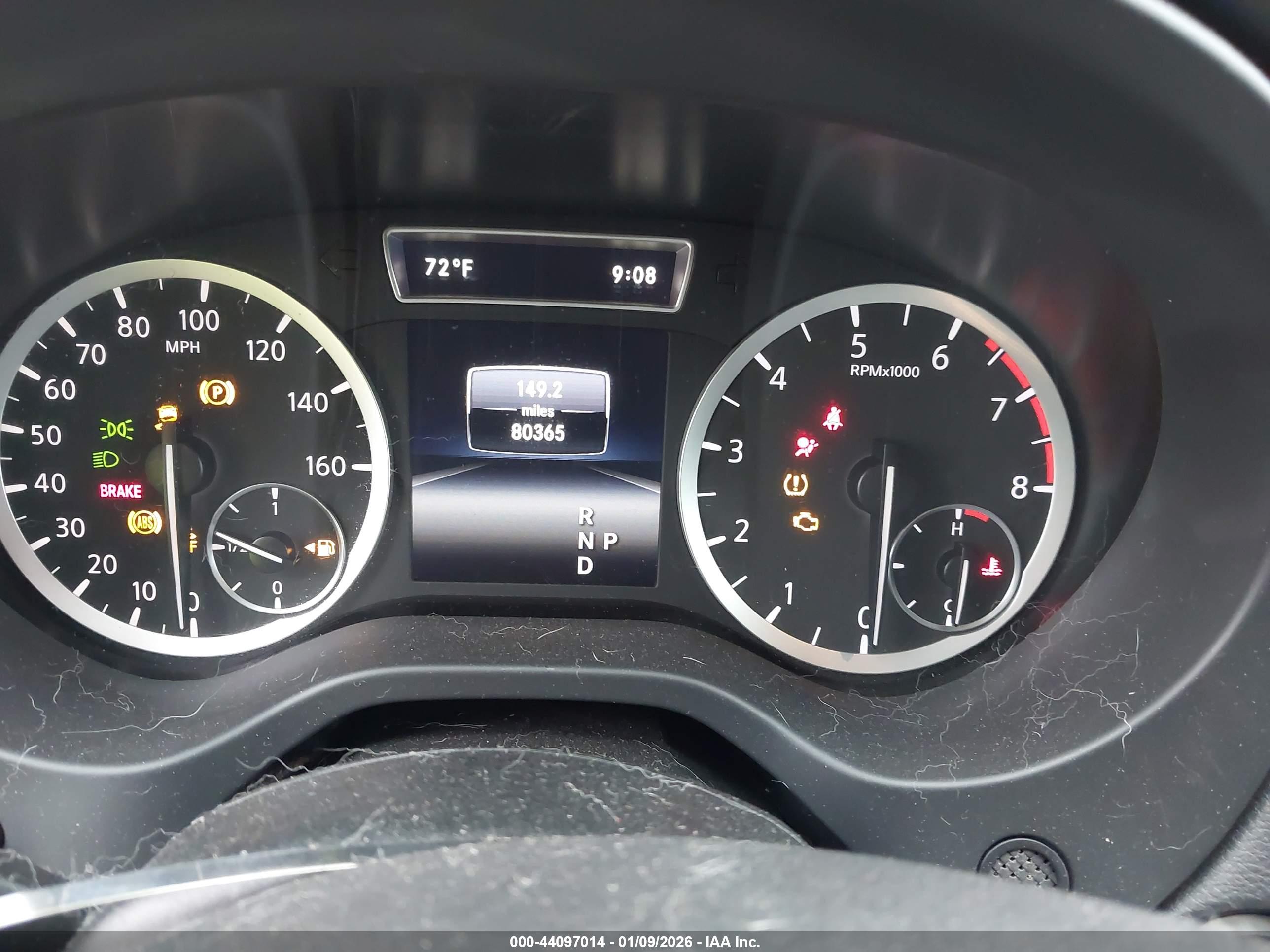 INFINITI QX30 image 7