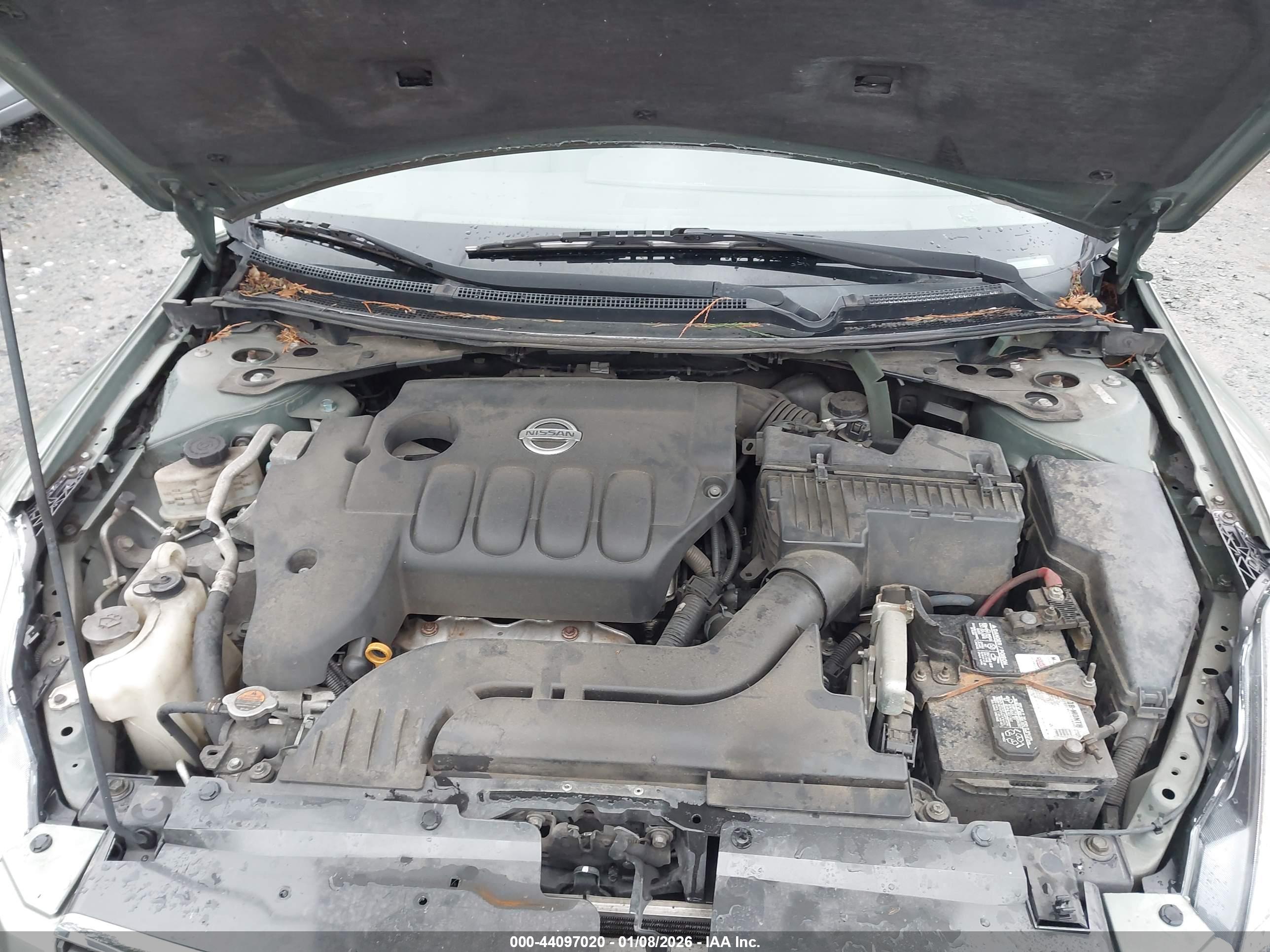NISSAN ALTIMA image 10