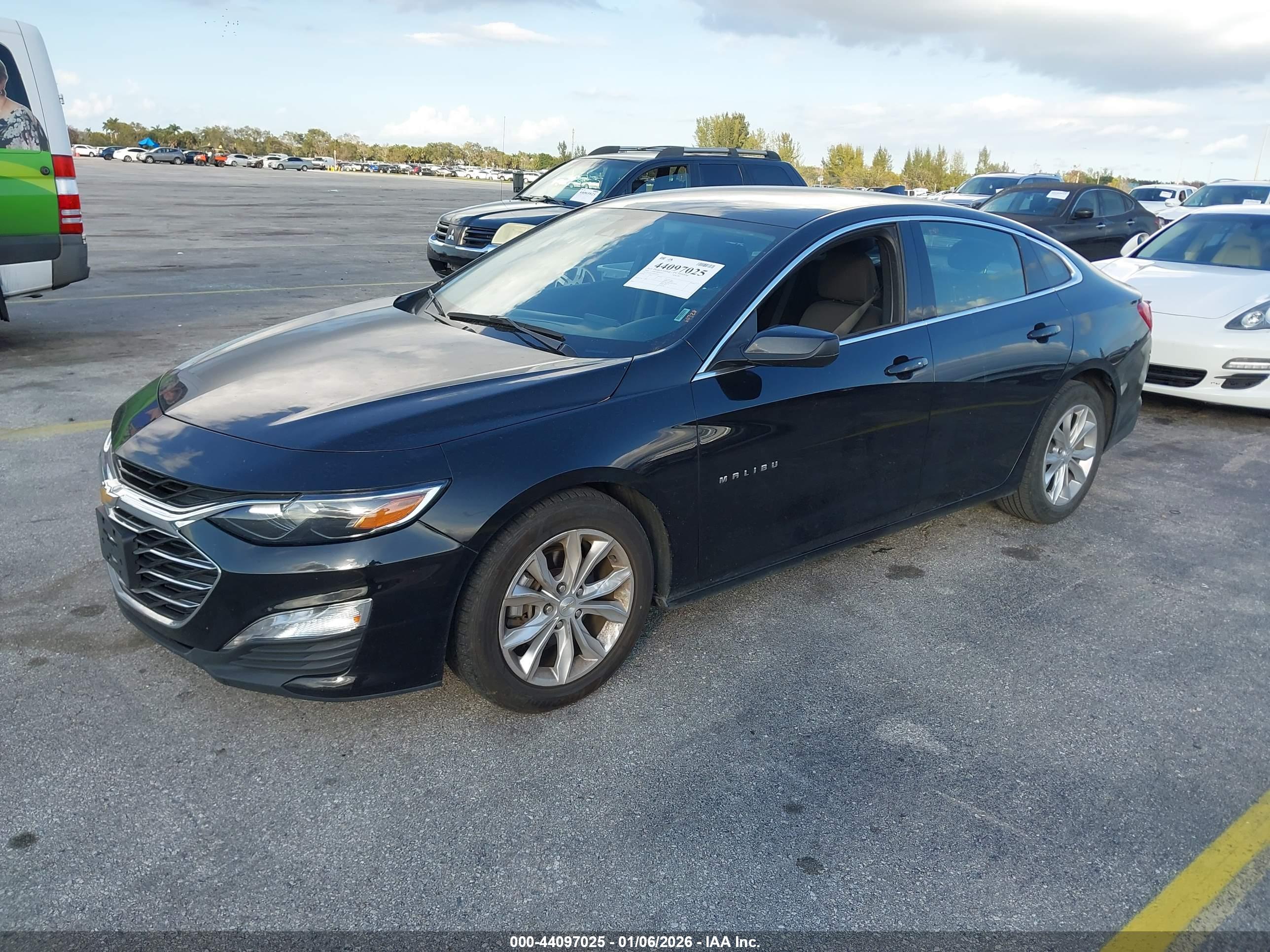 CHEVROLET MALIBU image 2