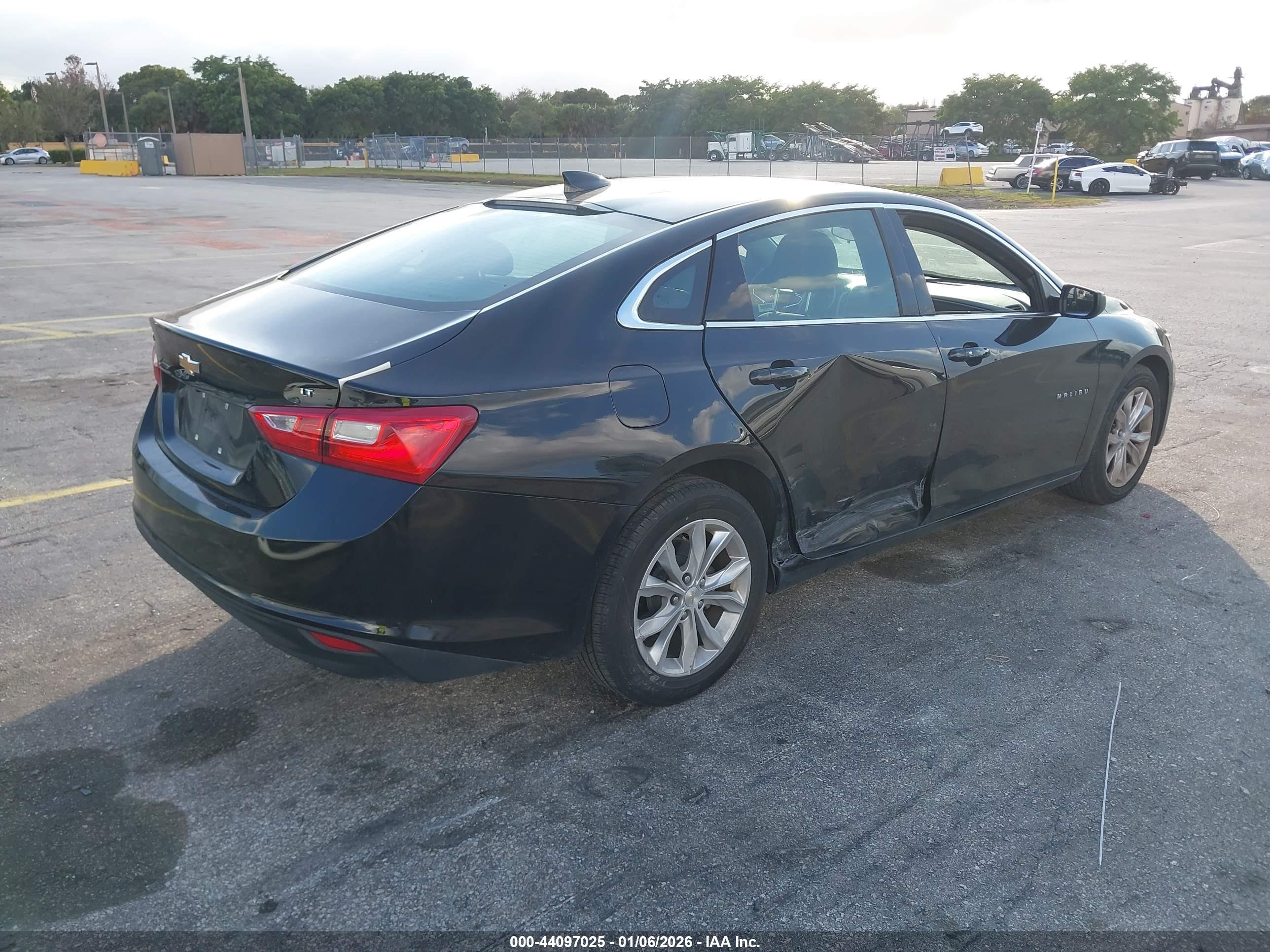 CHEVROLET MALIBU image 4
