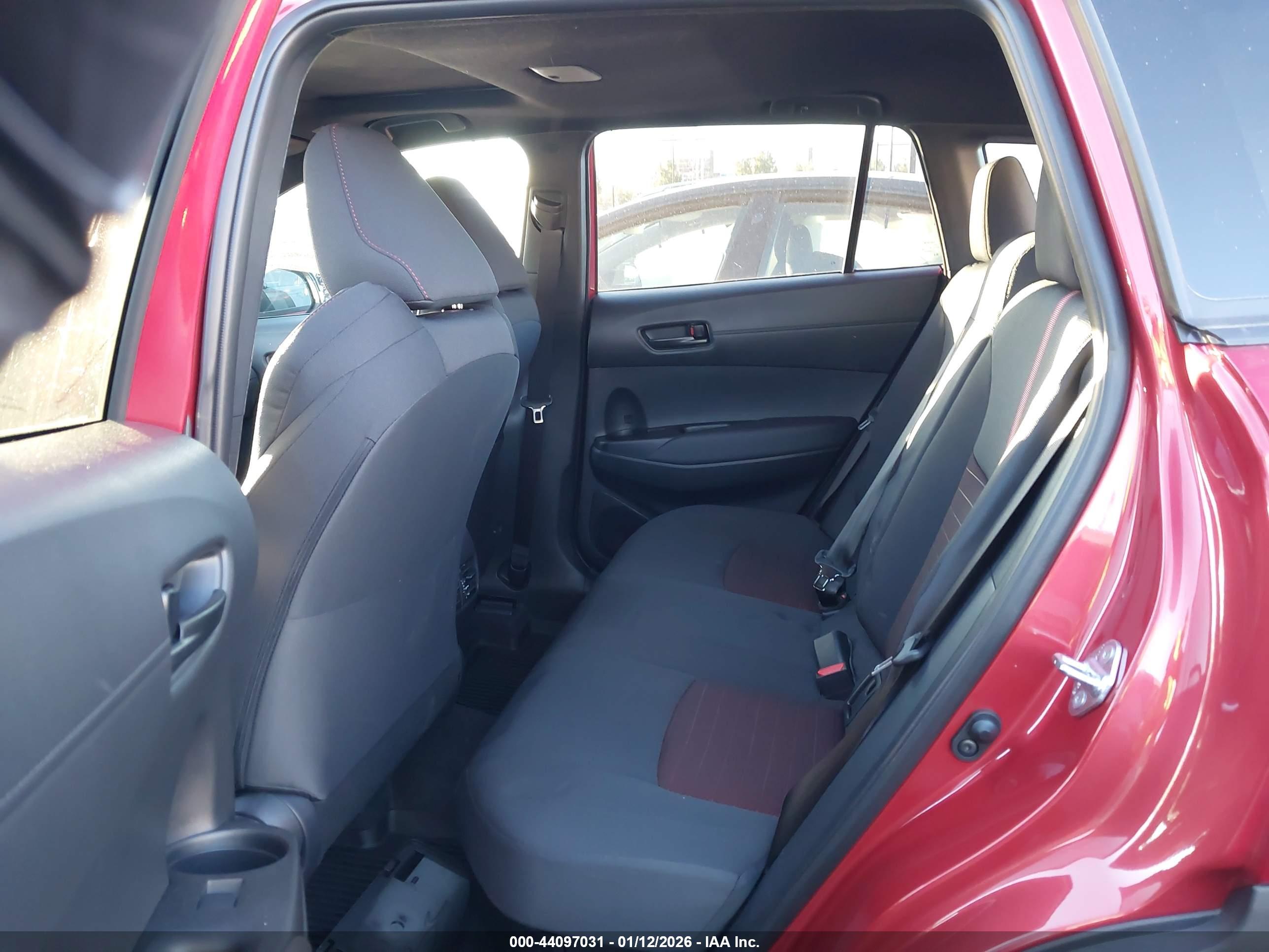 TOYOTA COROLLA image 8