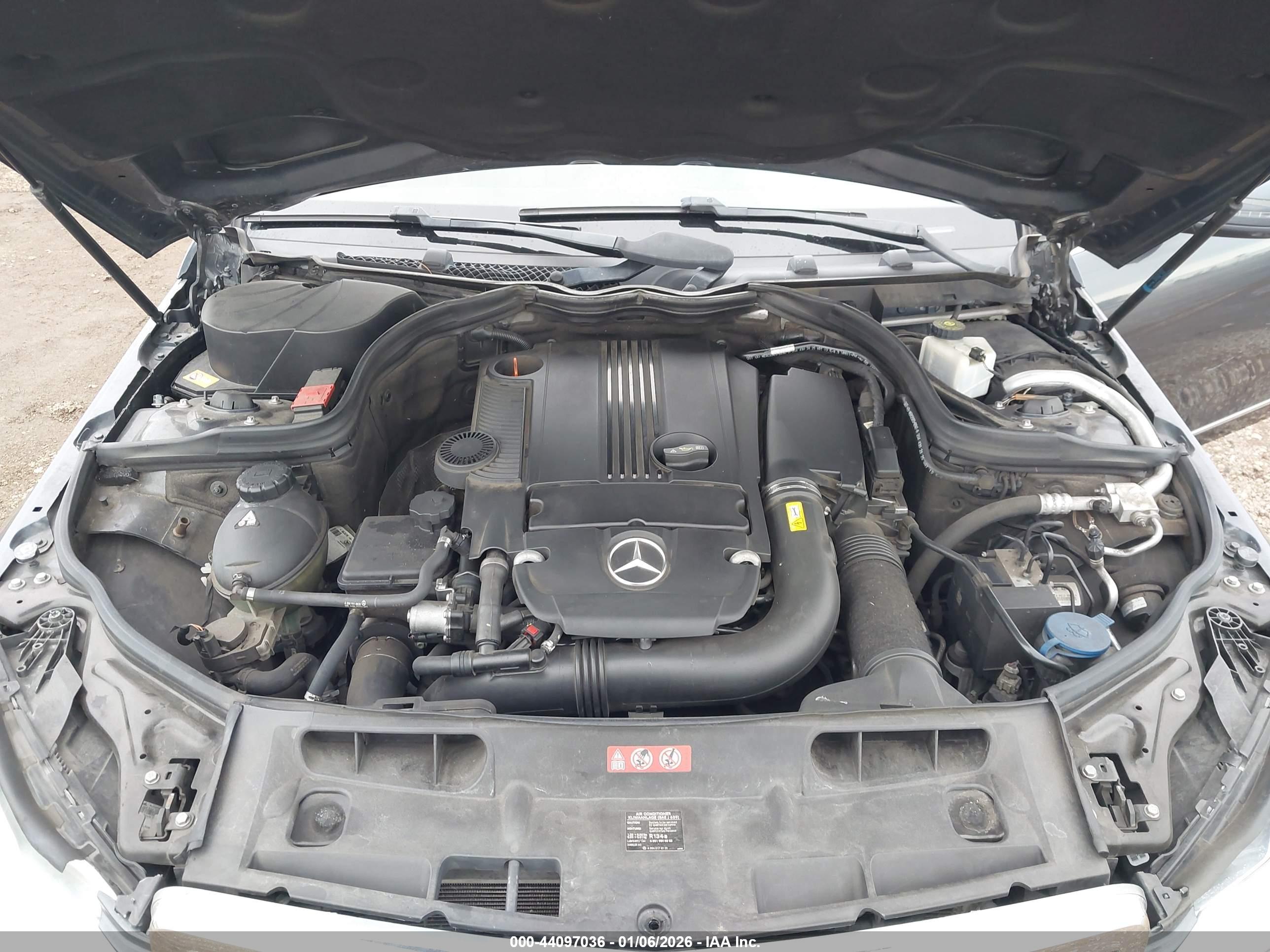 MERCEDES-BENZ C image 10