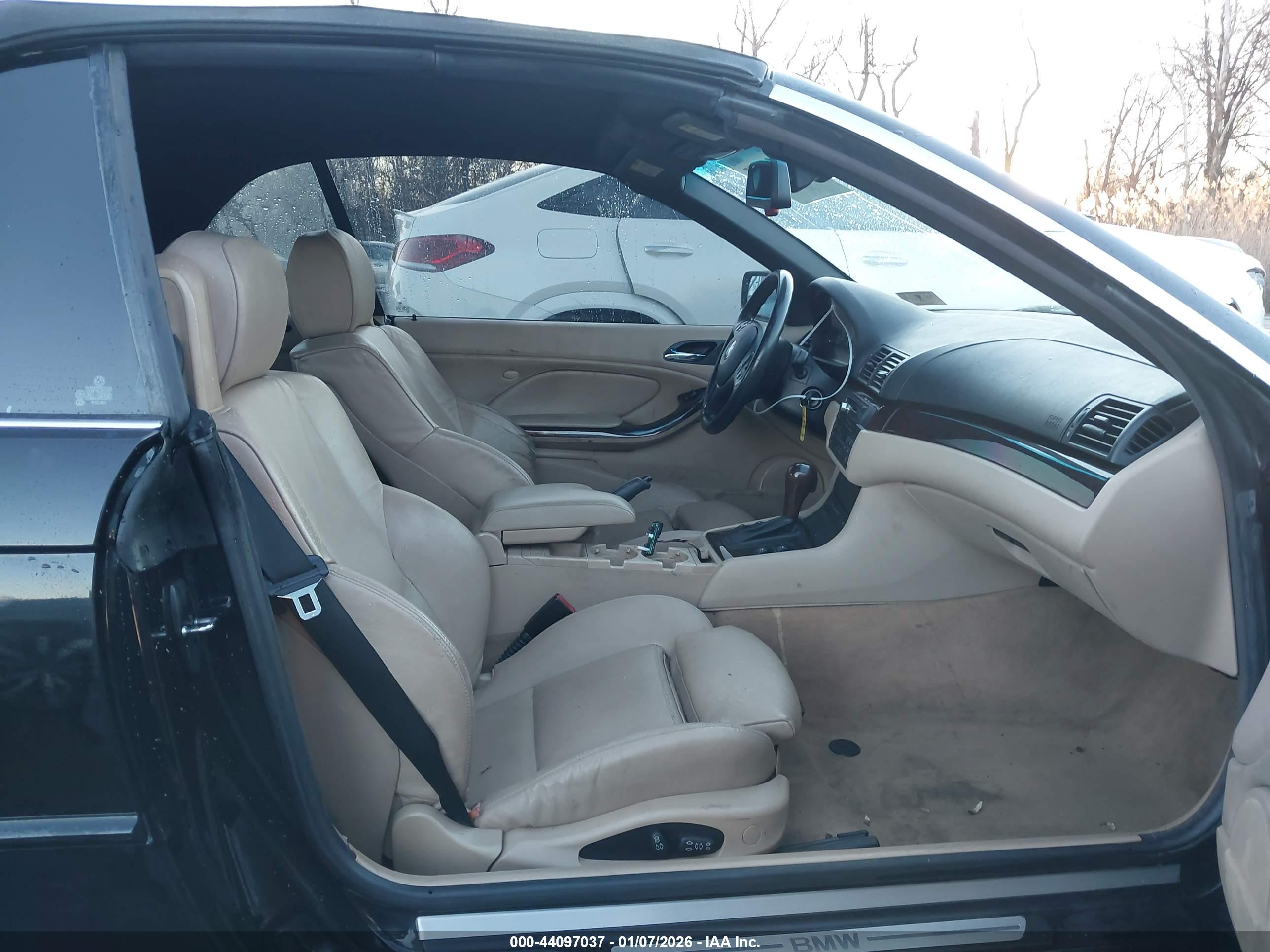 BMW 325CI image 5