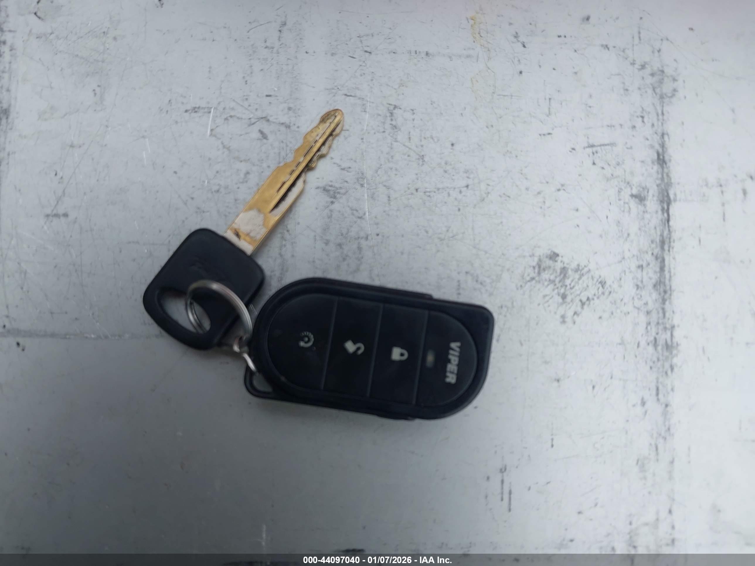 FORD E-250 image 11