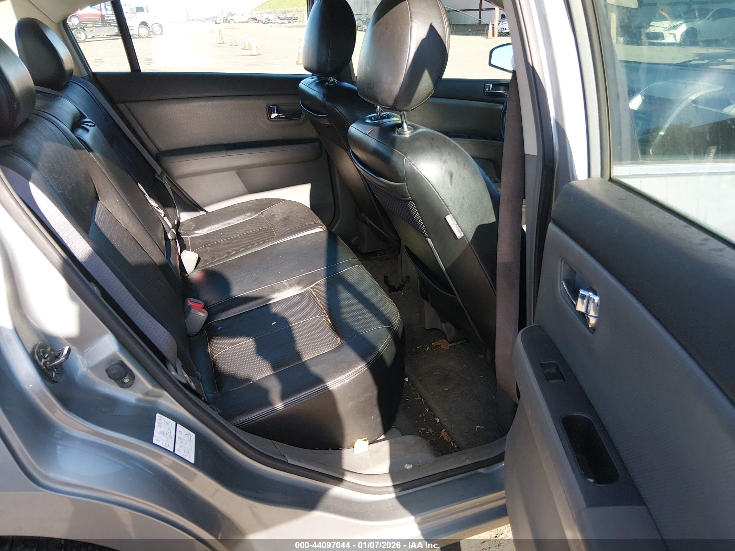 NISSAN SENTRA image 8