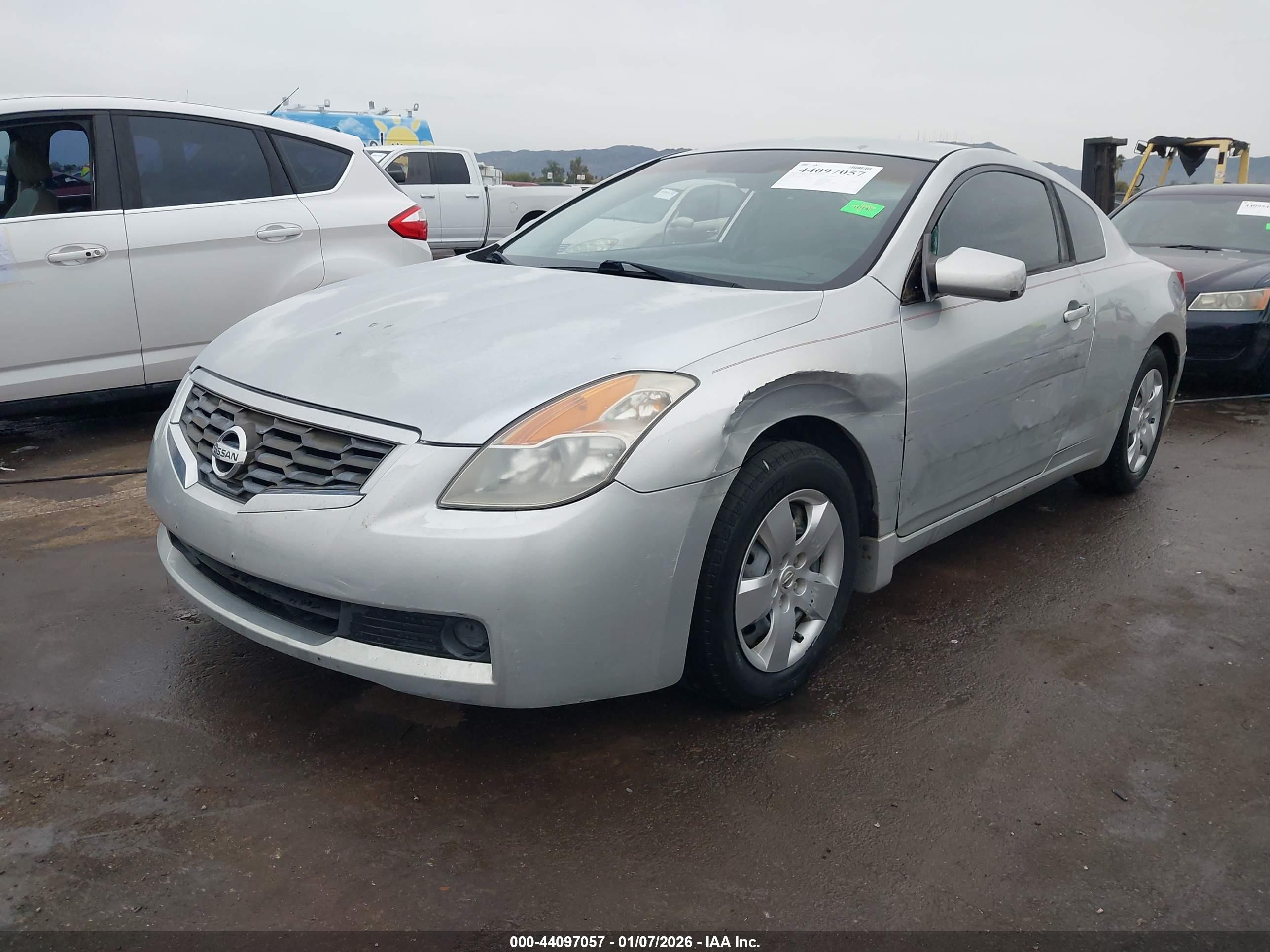 NISSAN ALTIMA image 2