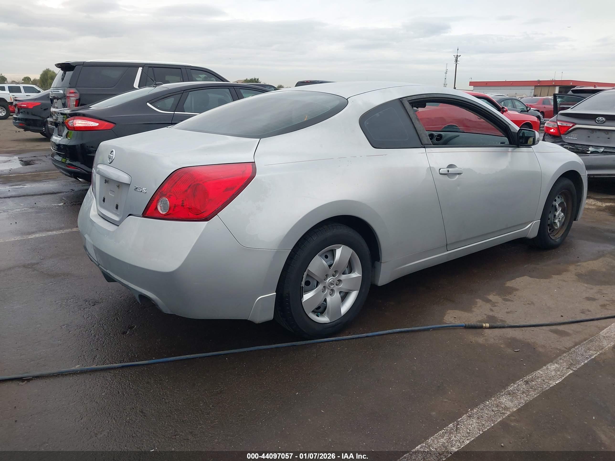 NISSAN ALTIMA image 4