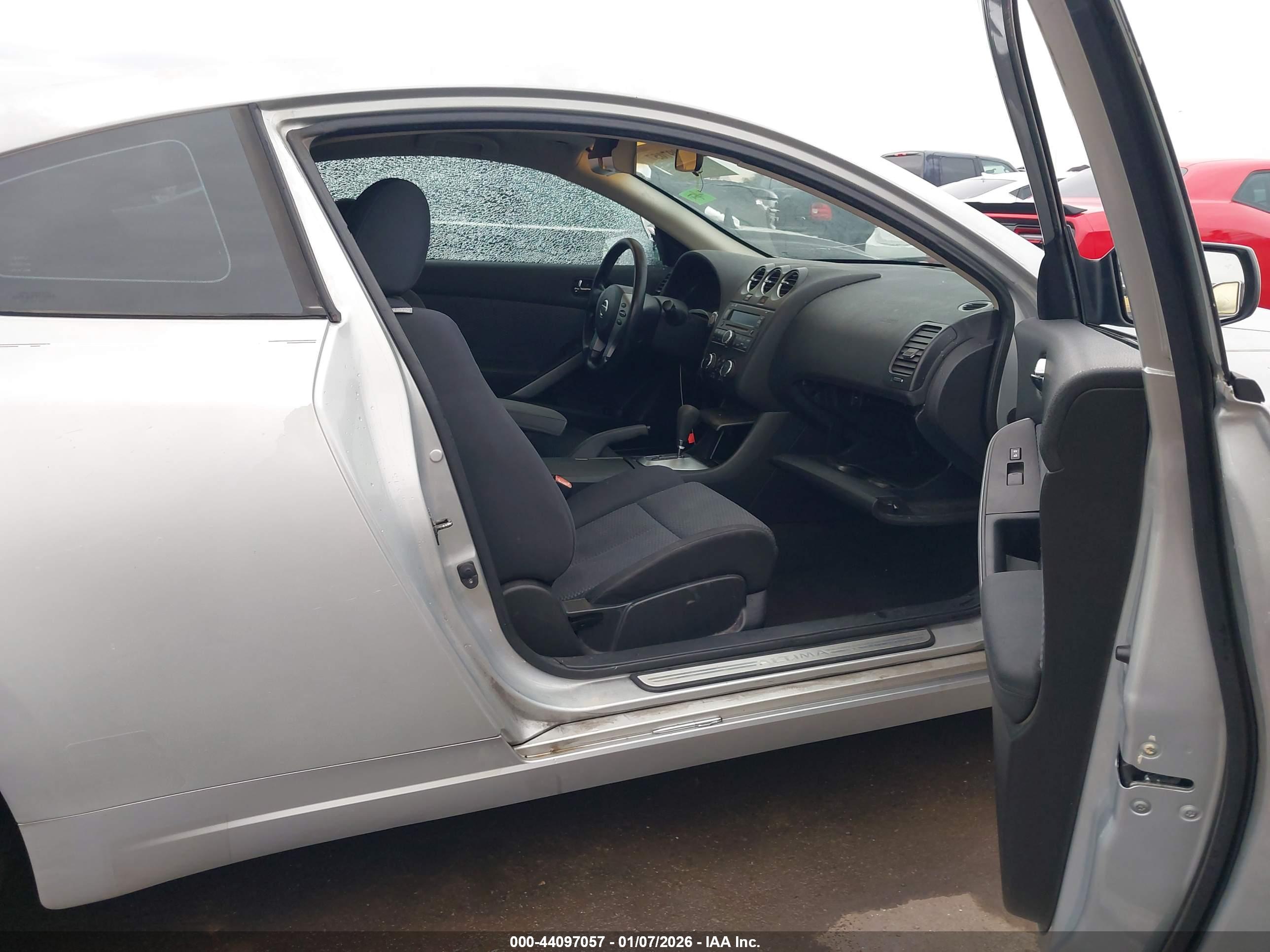 NISSAN ALTIMA image 5