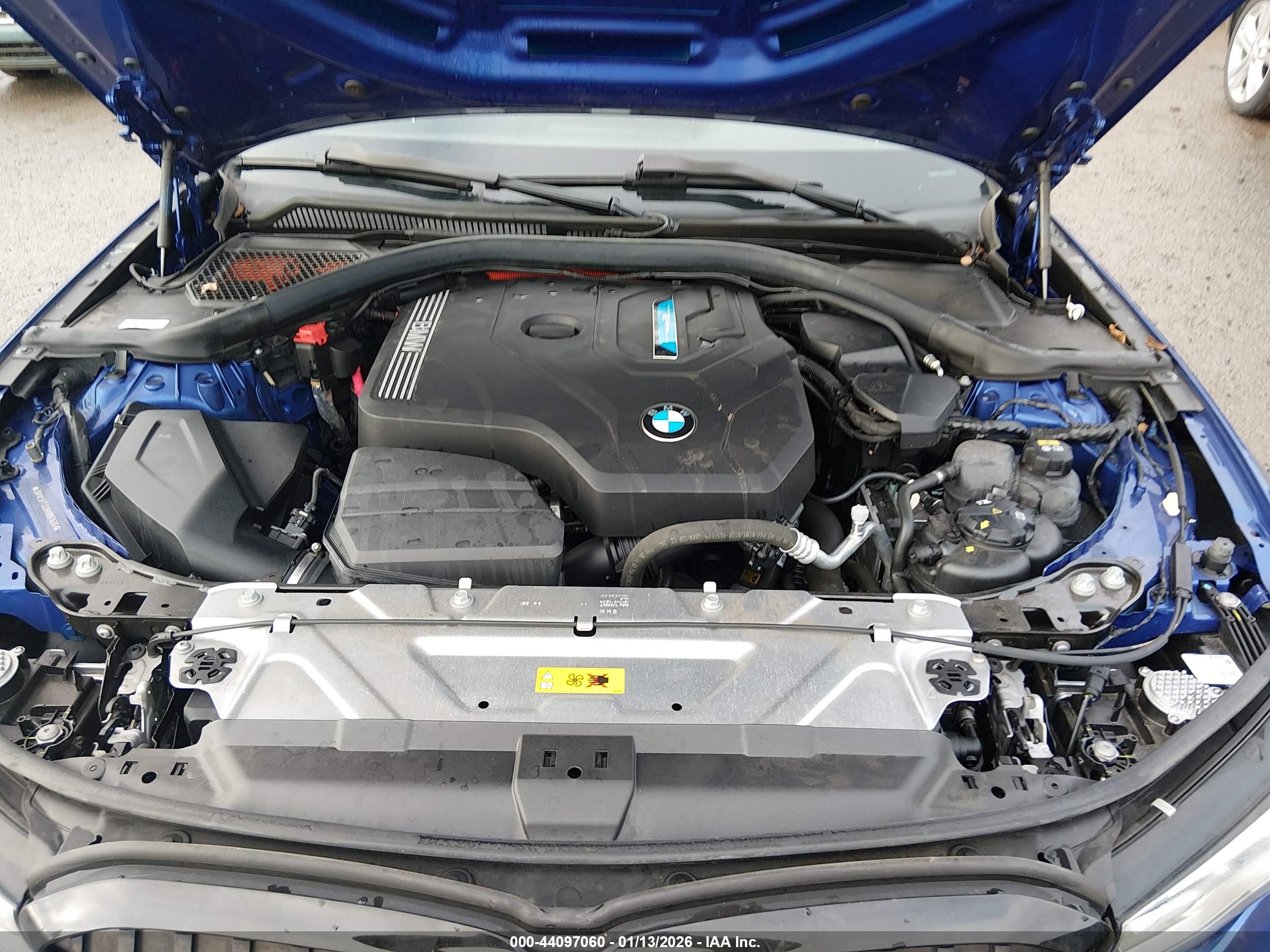 BMW 3 image 10