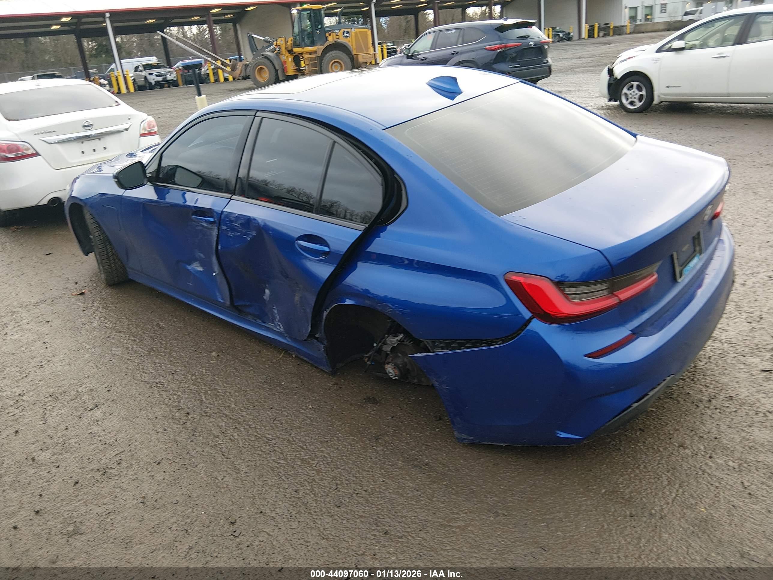 BMW 3 image 3