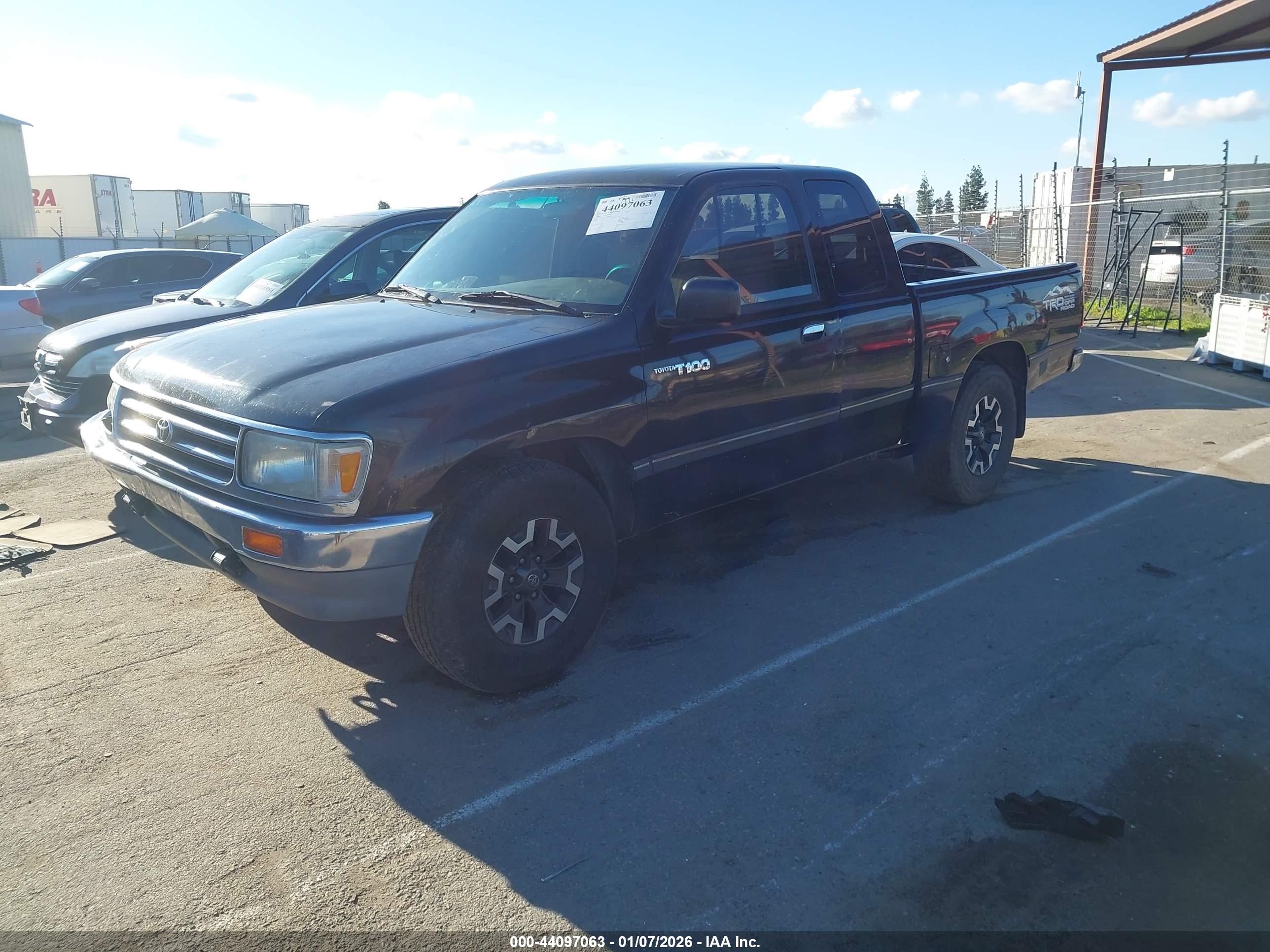 TOYOTA T100 image 2
