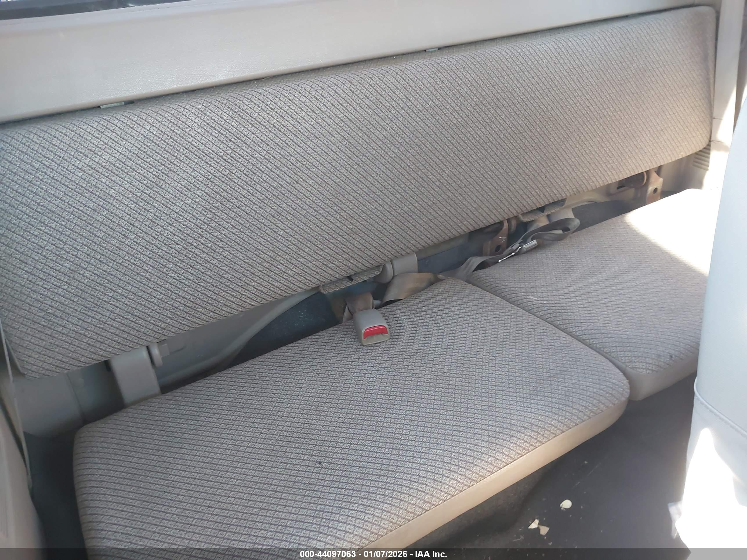 TOYOTA T100 image 8