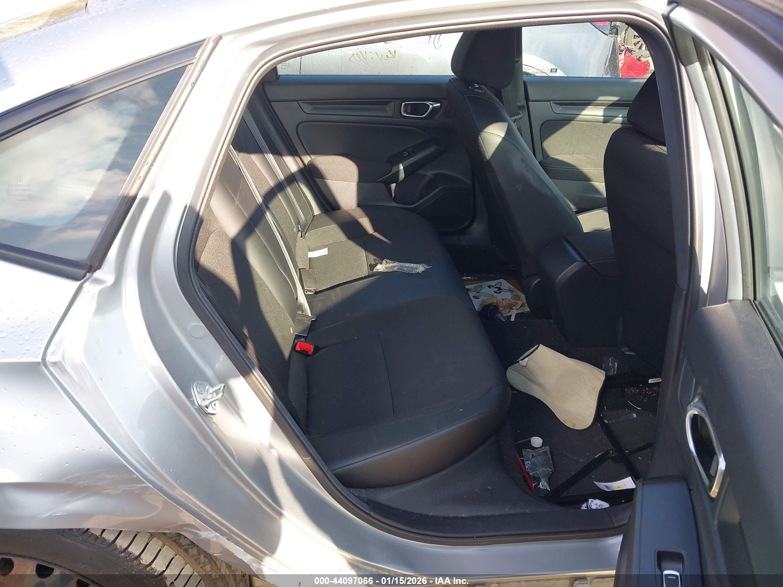 HONDA CIVIC image 8