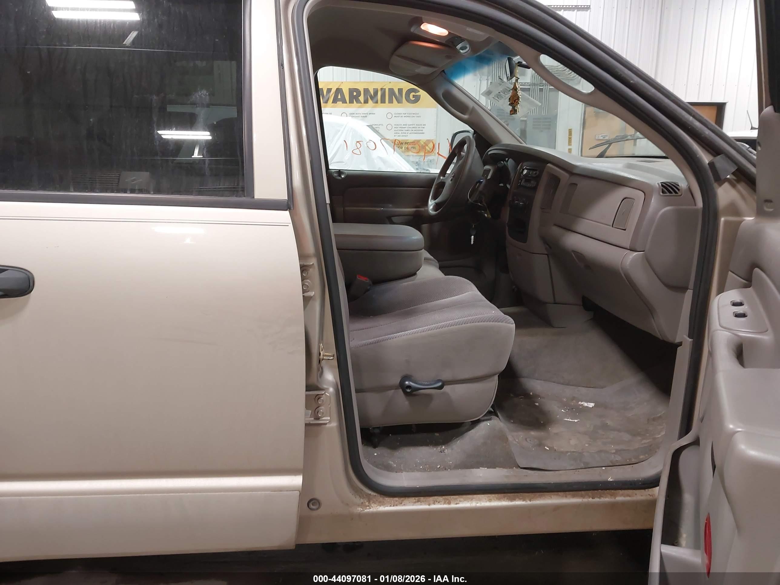 DODGE RAM image 5