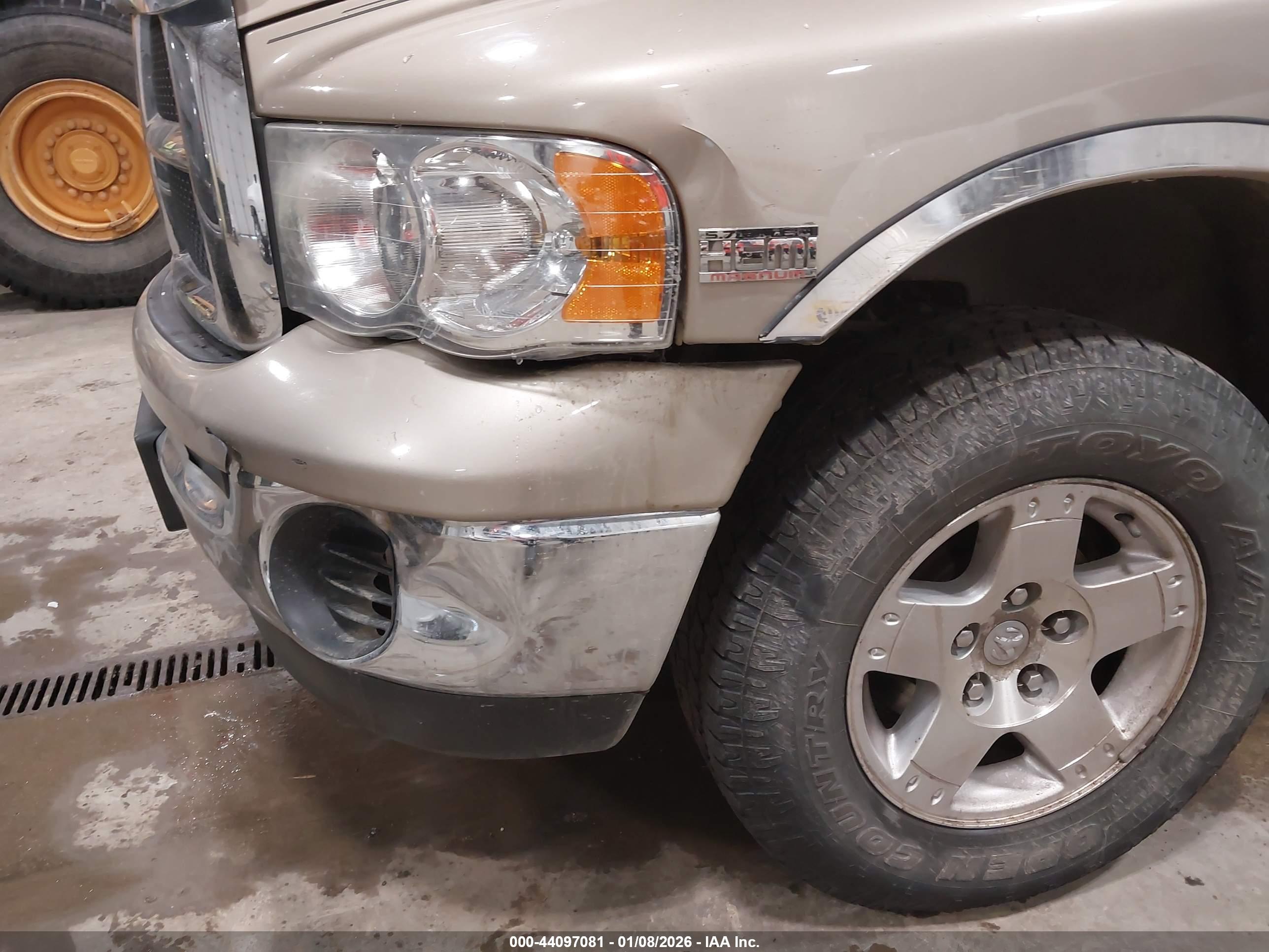 DODGE RAM image 6