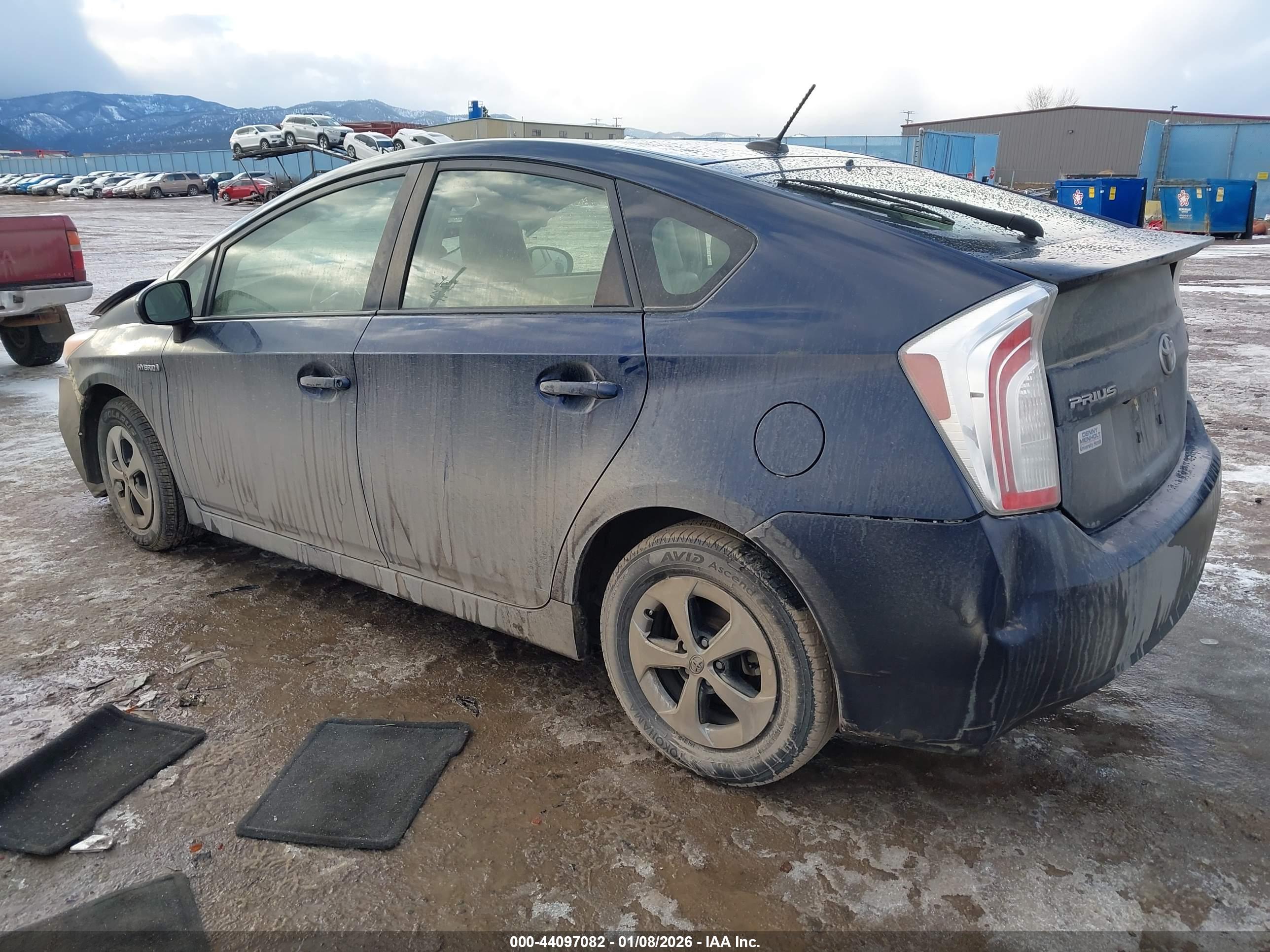 TOYOTA PRIUS image 3