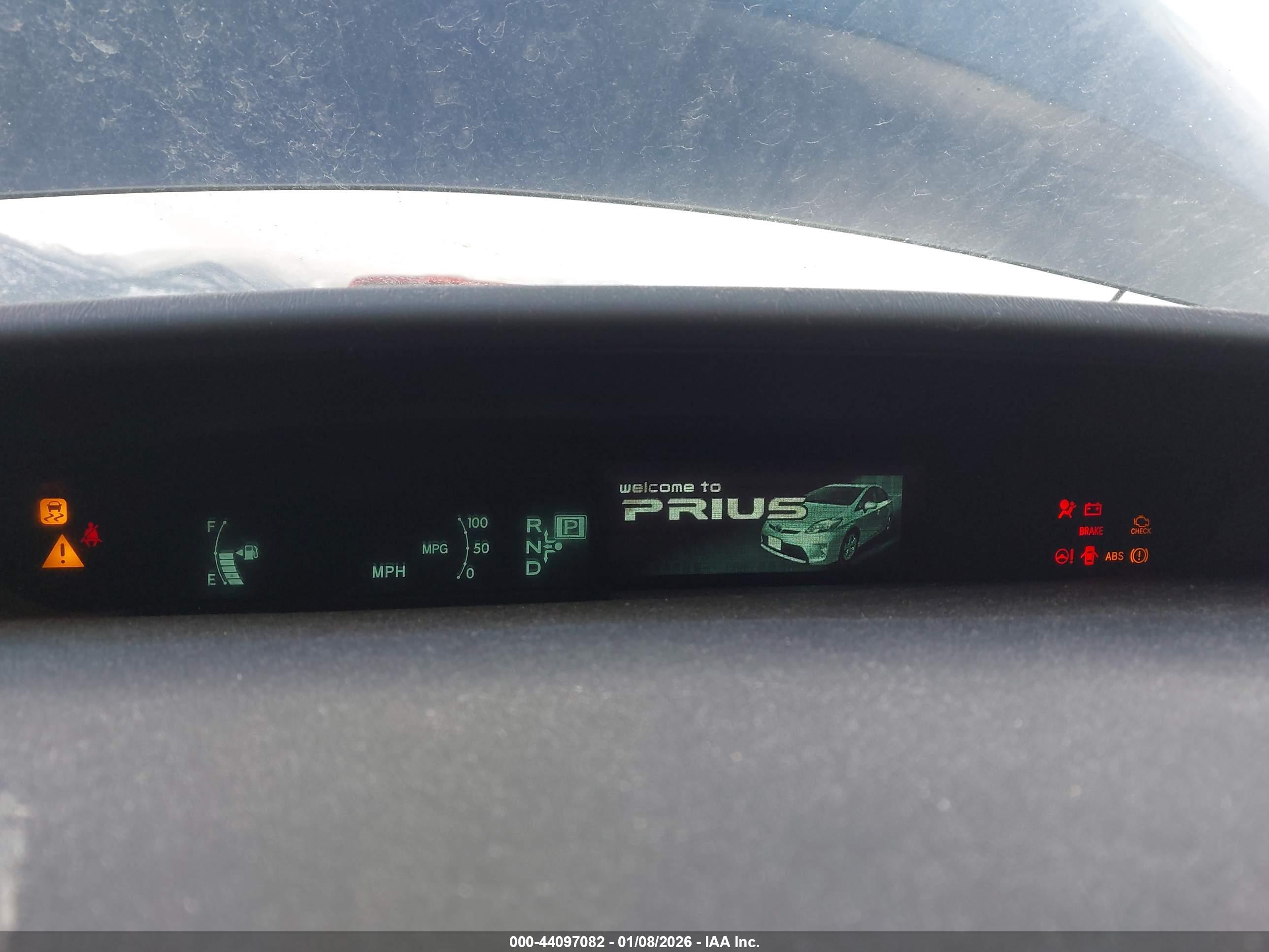TOYOTA PRIUS image 7