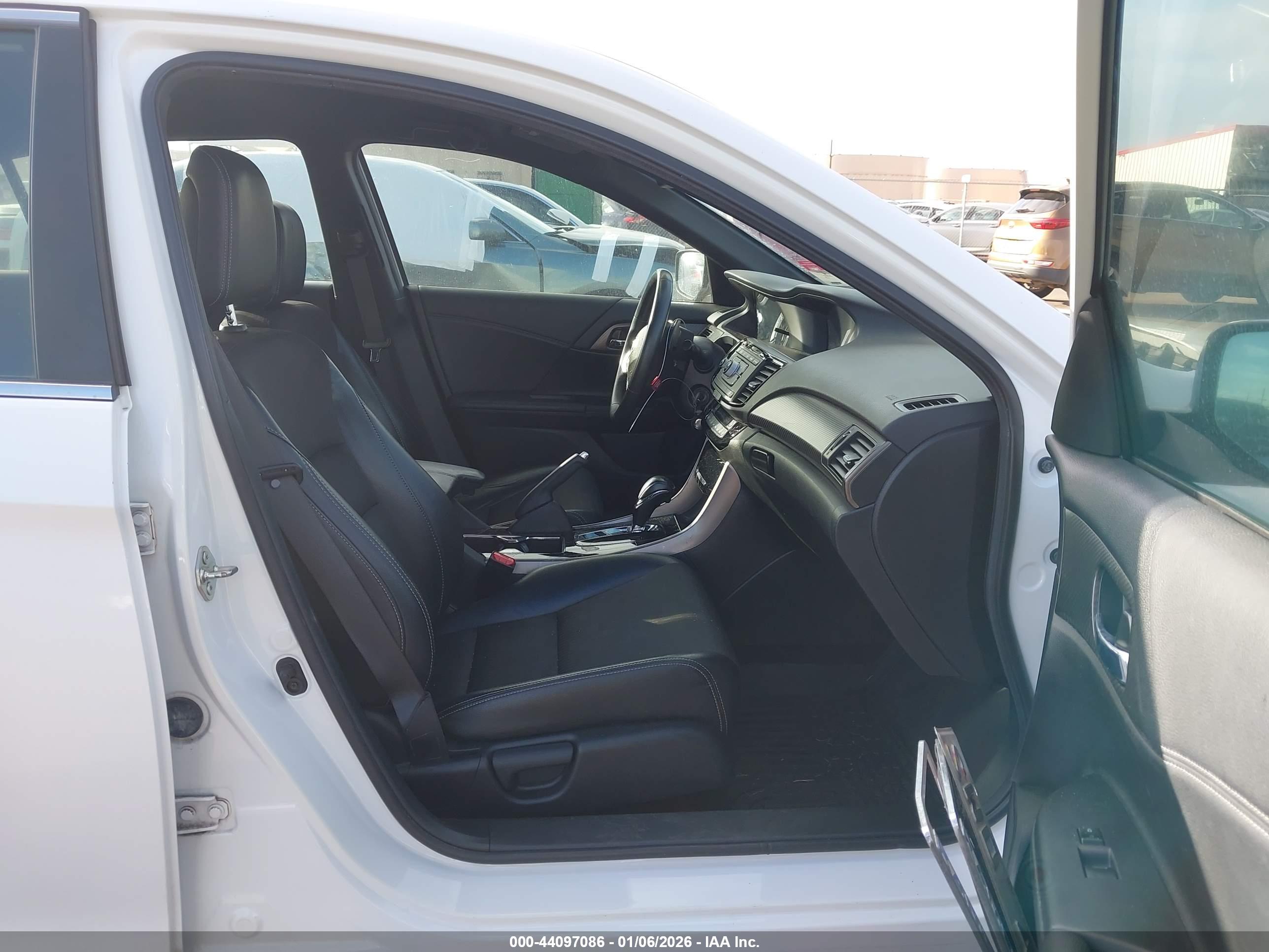 HONDA ACCORD image 5