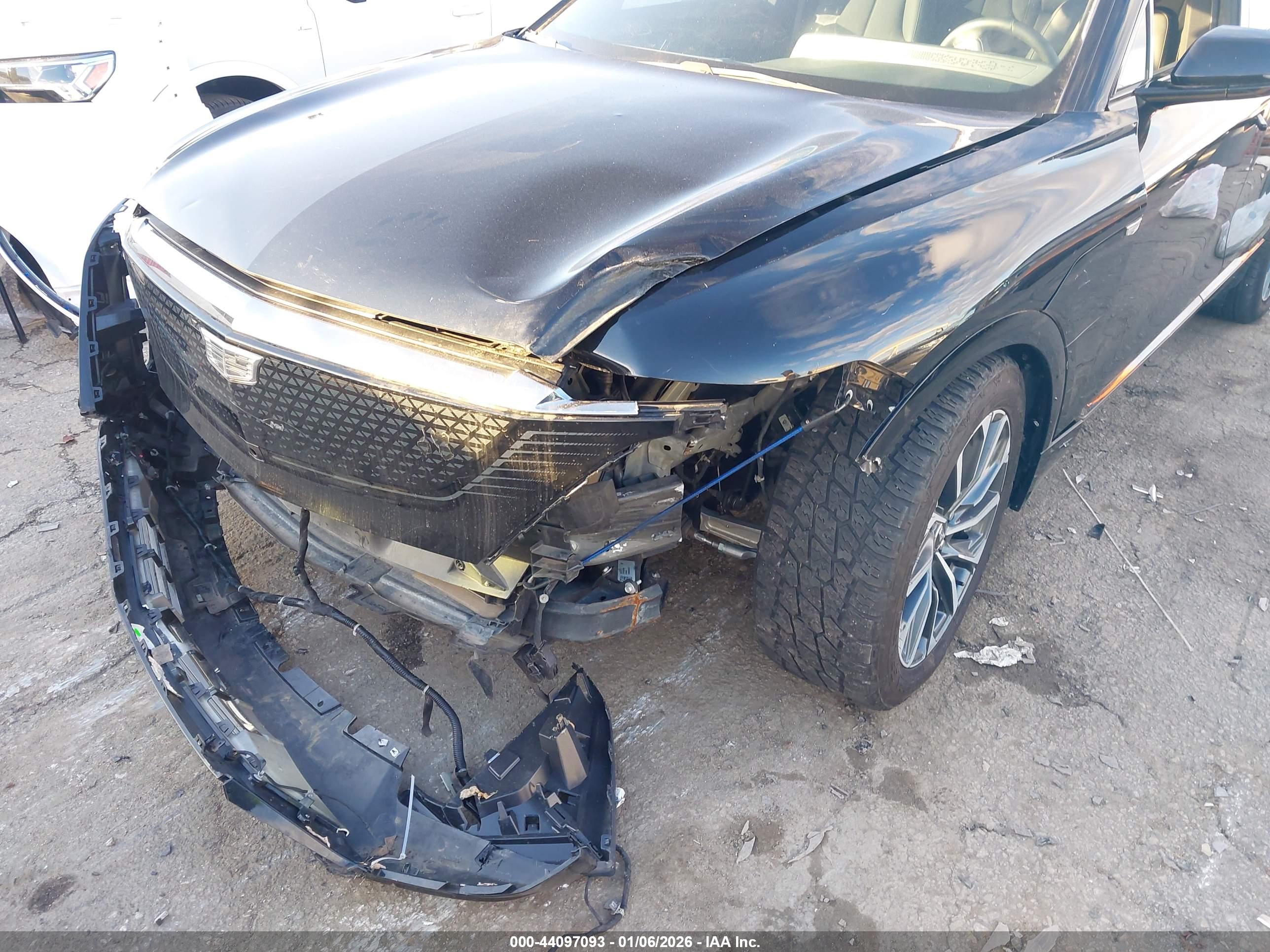 CADILLAC LYRIQ image 6