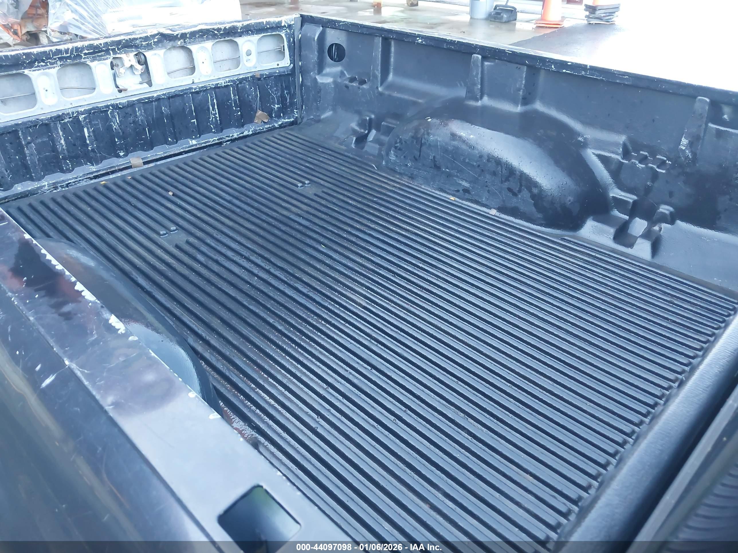 MAZDA B2300 image 8