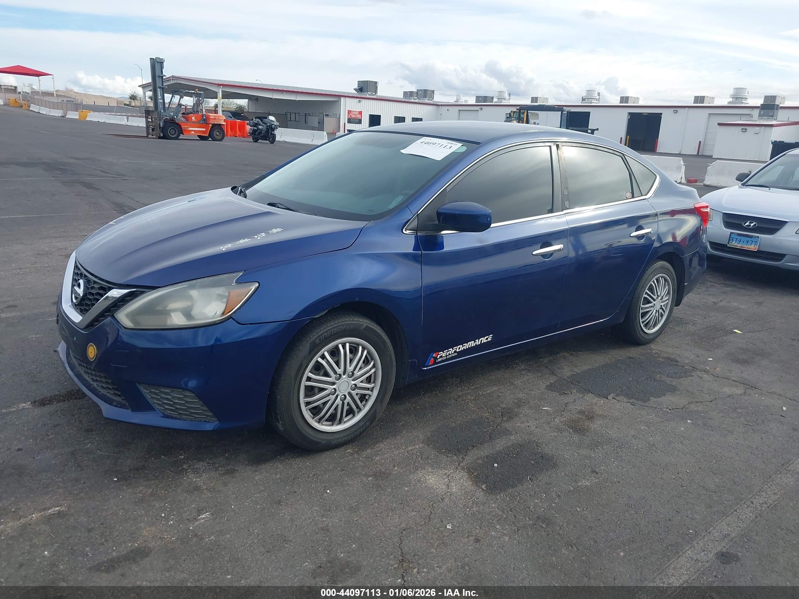 NISSAN SENTRA image 2