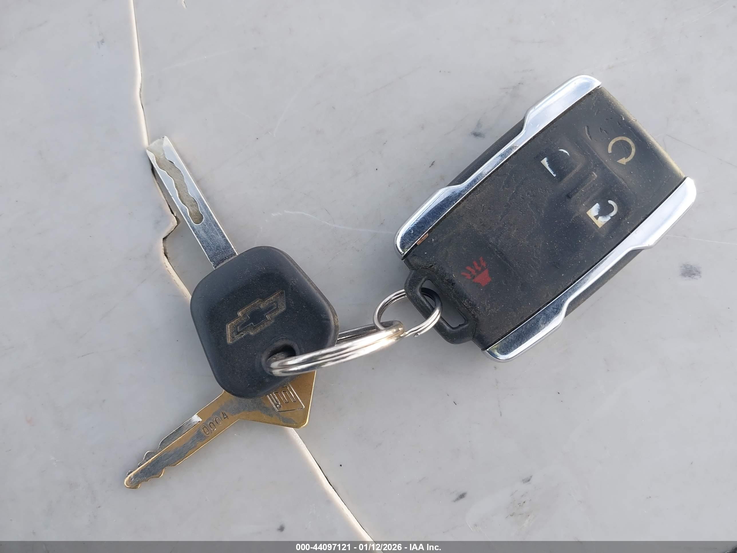 CHEVROLET COLORADO image 11