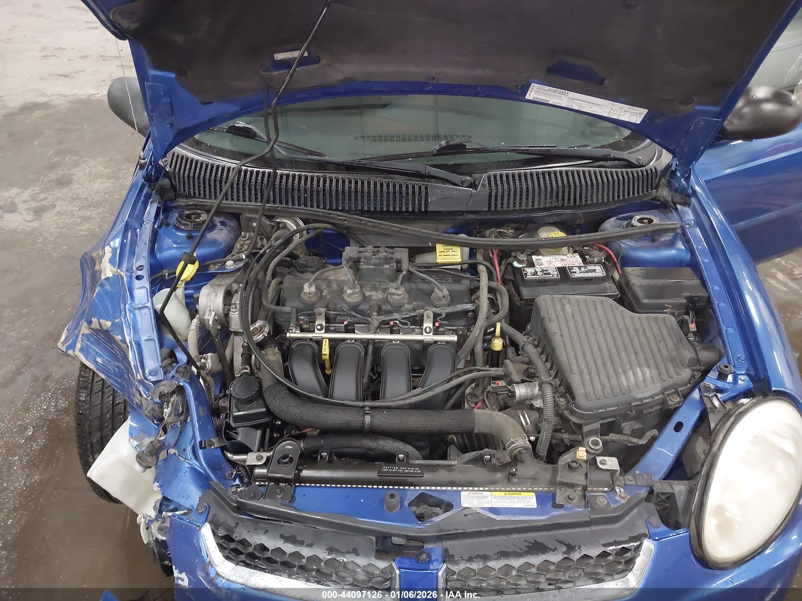 DODGE NEON image 10