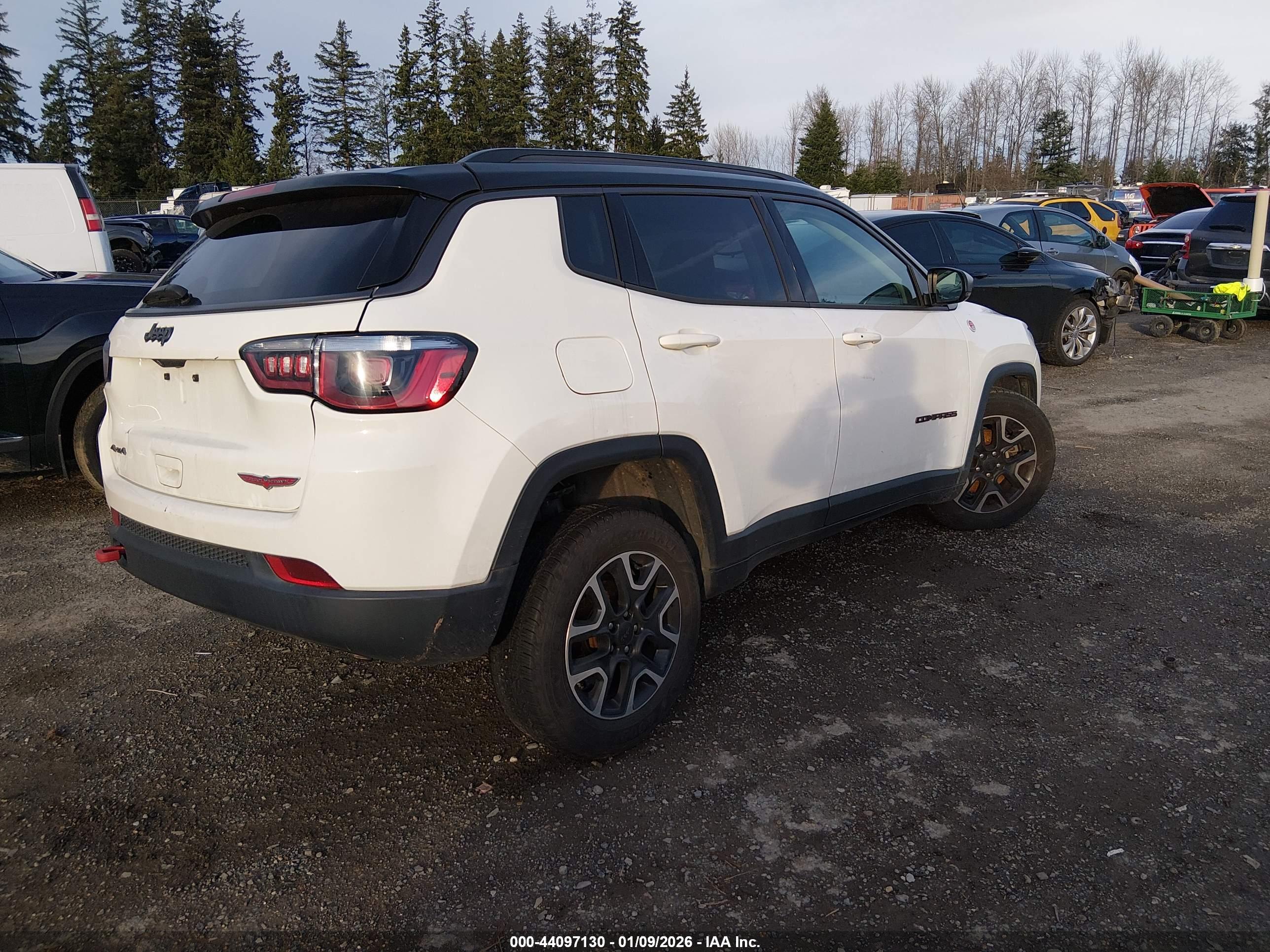 JEEP COMPASS image 4