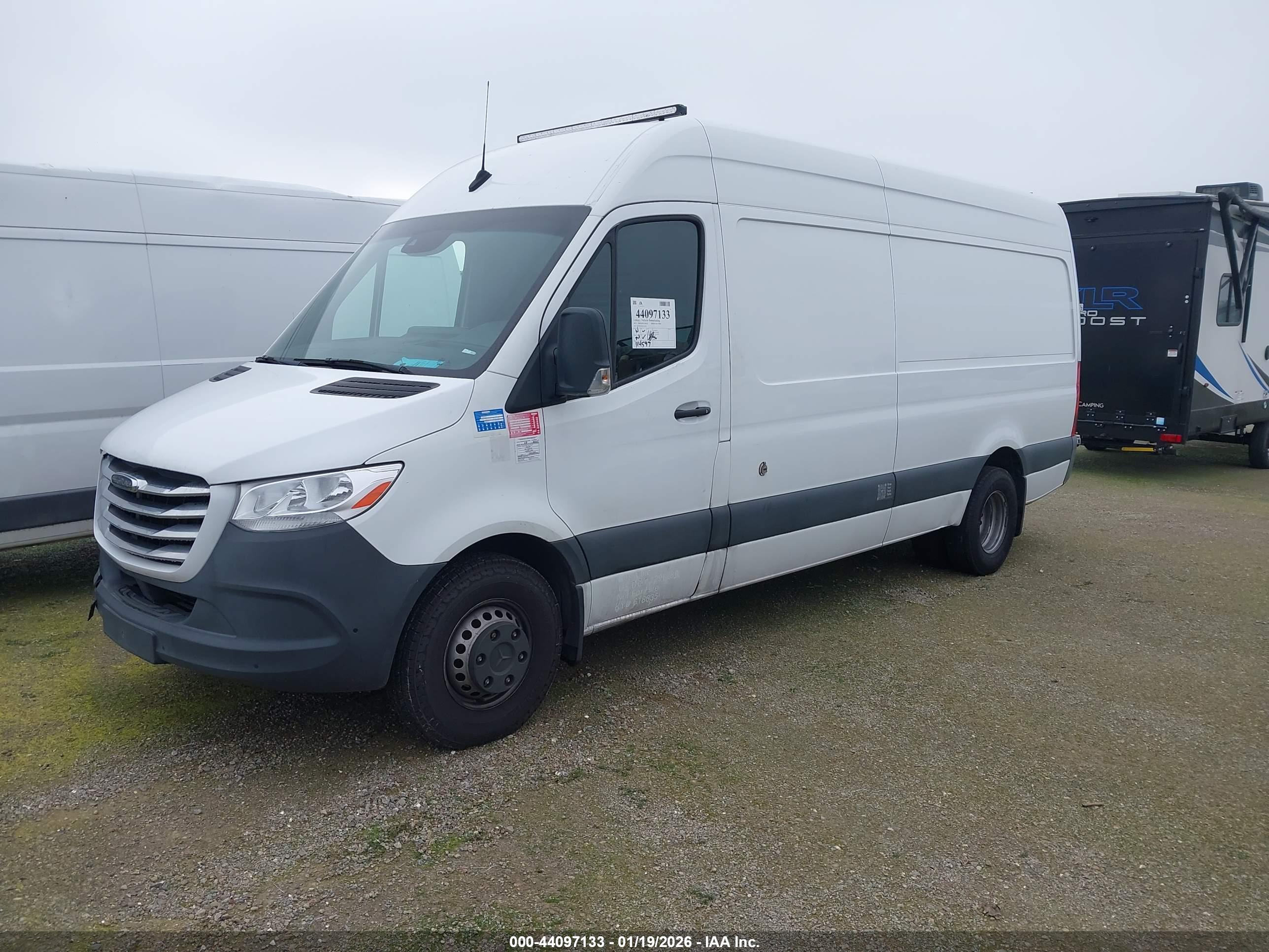 FREIGHTLINER SPRINTER image 2