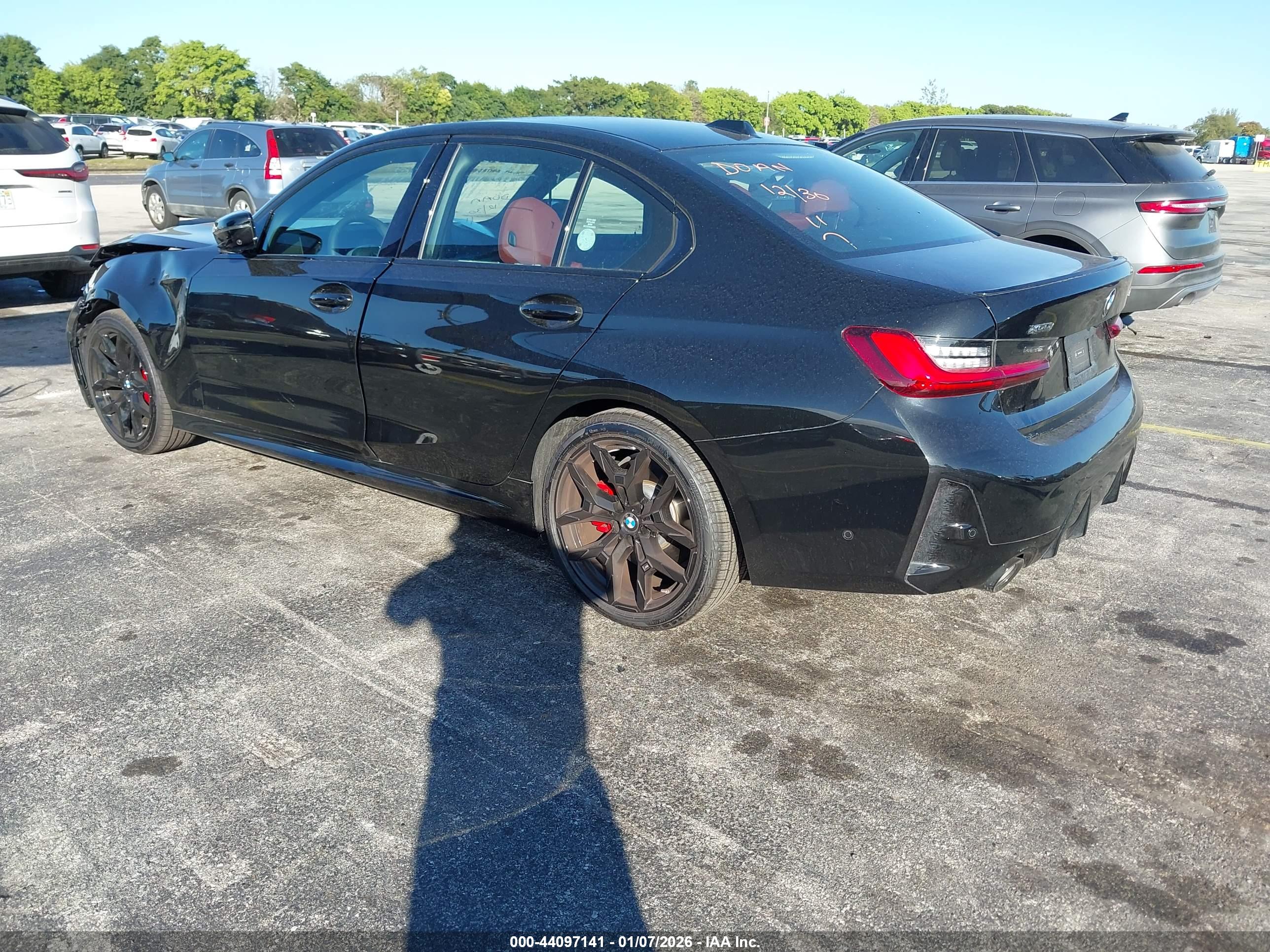BMW 330I image 3
