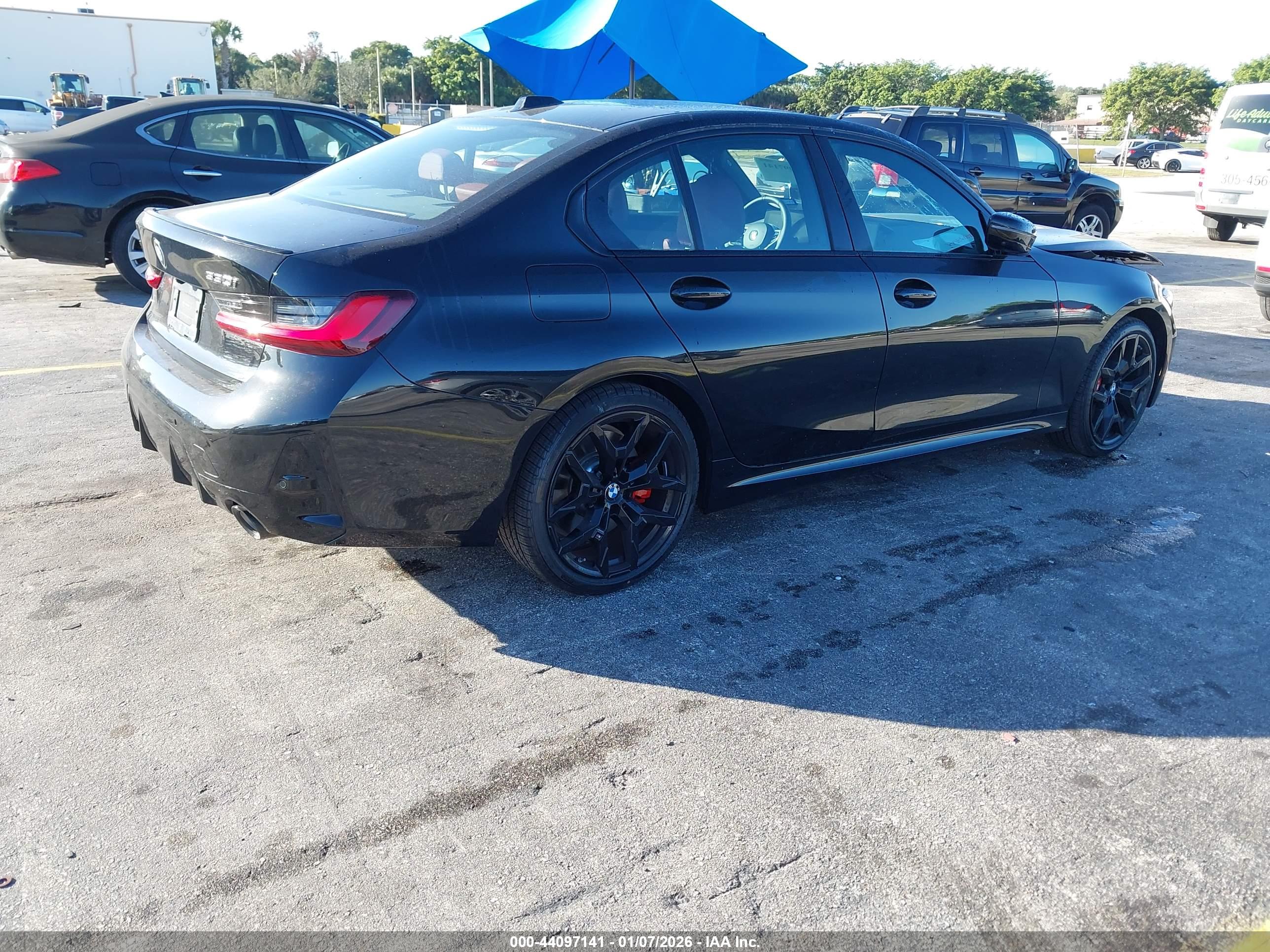 BMW 330I image 4