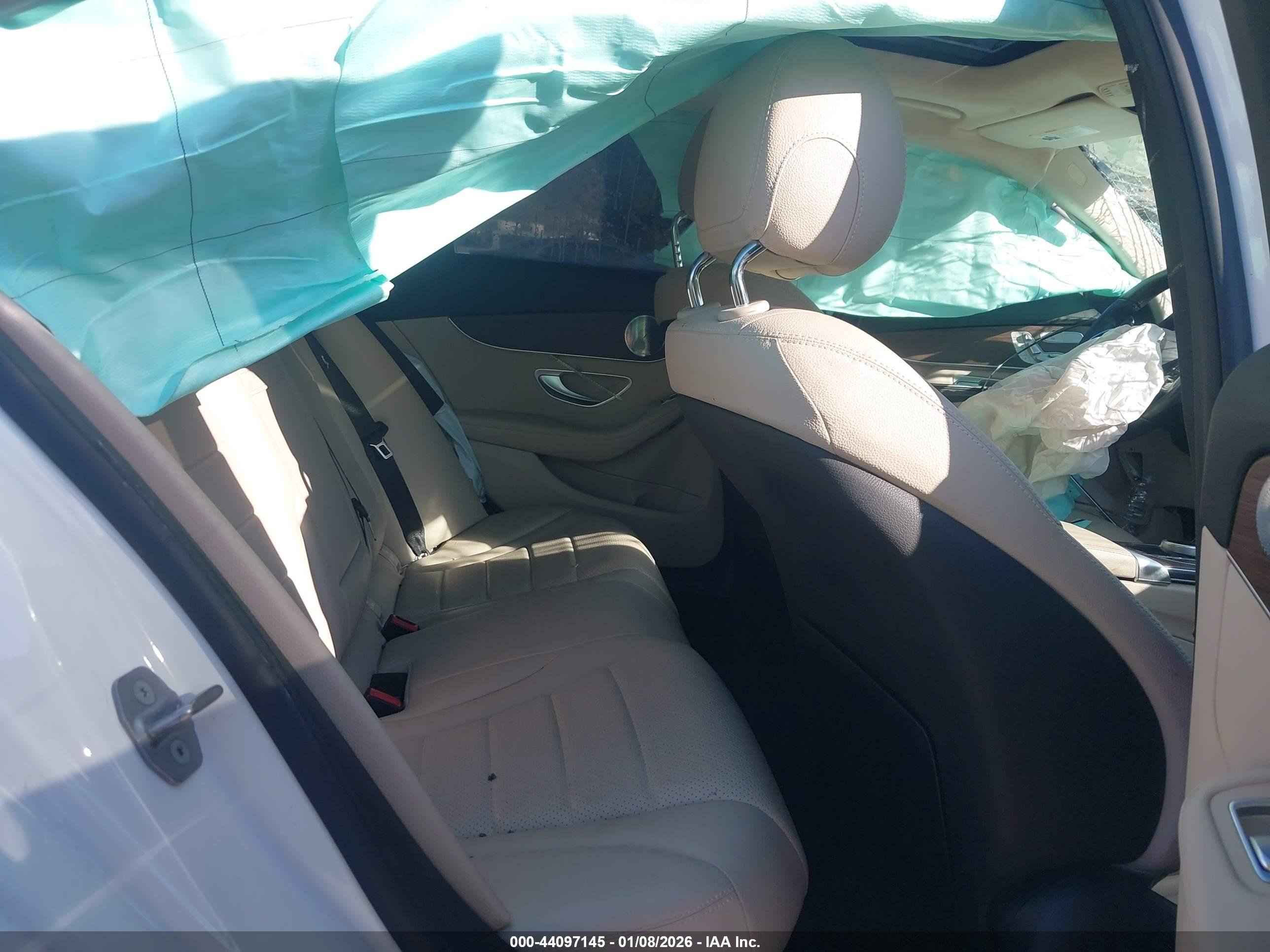 MERCEDES-BENZ C image 8