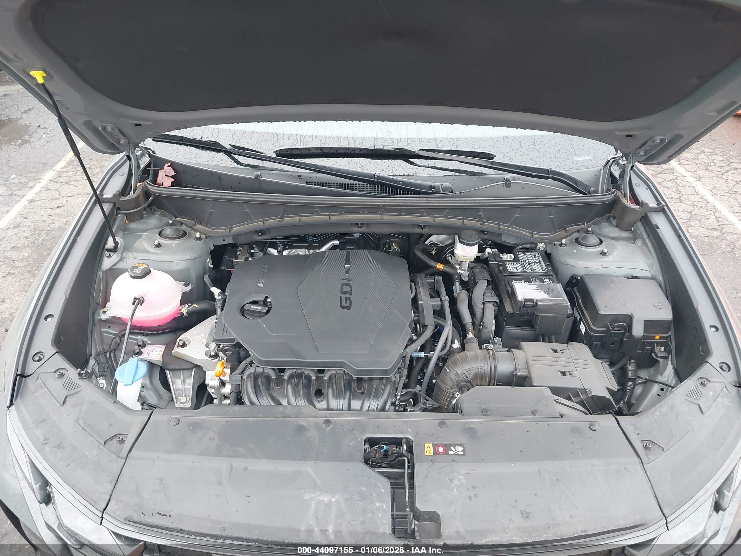 HYUNDAI TUCSON image 10