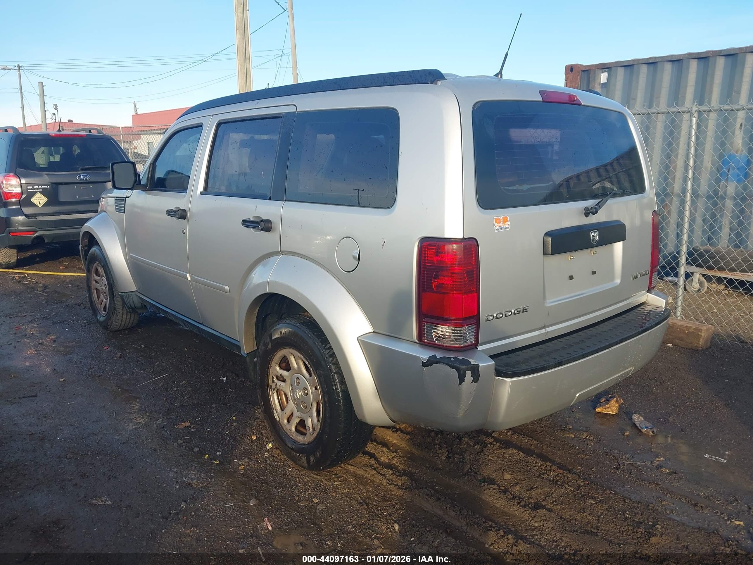 DODGE NITRO image 3