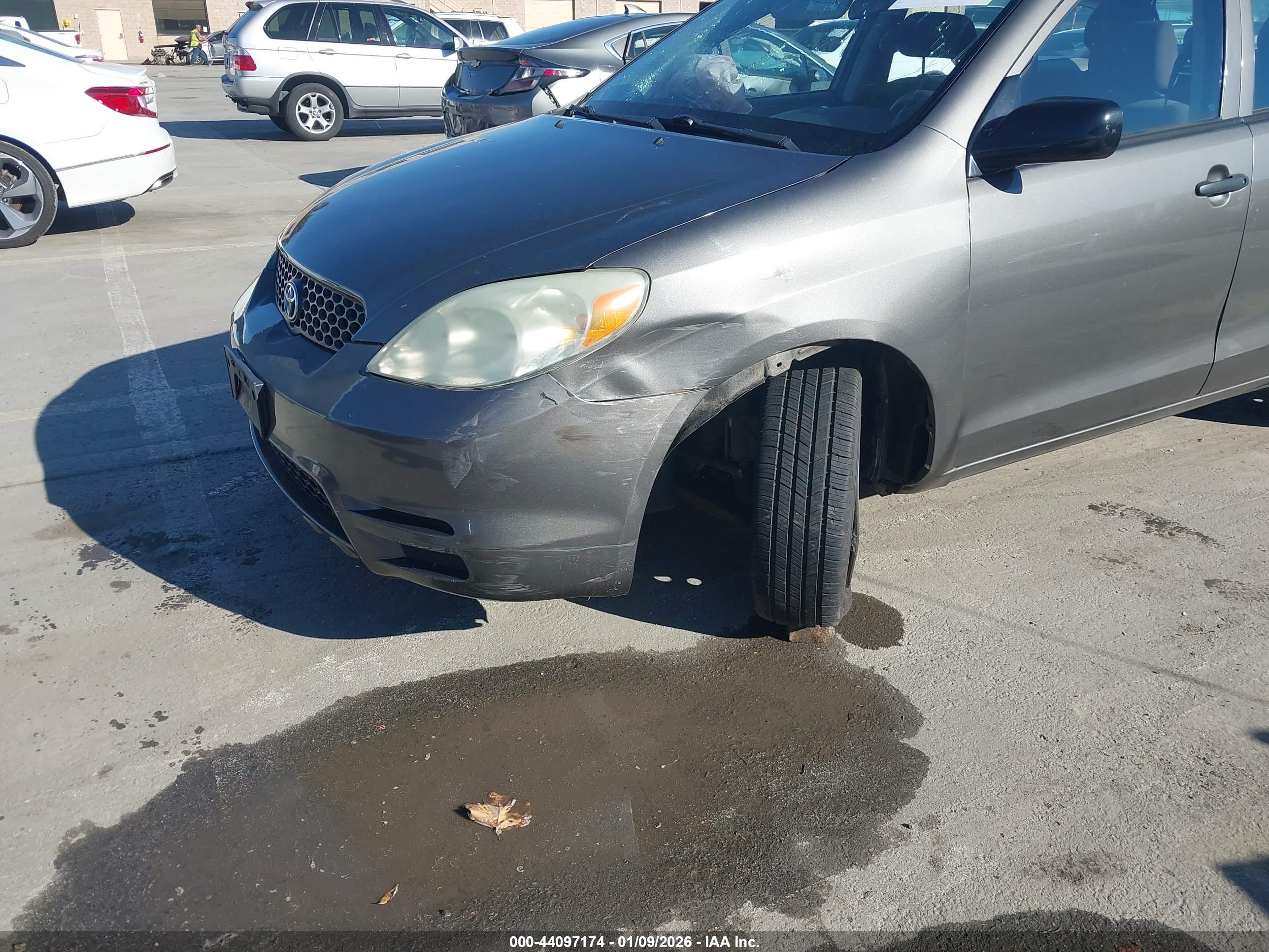 TOYOTA MATRIX image 6