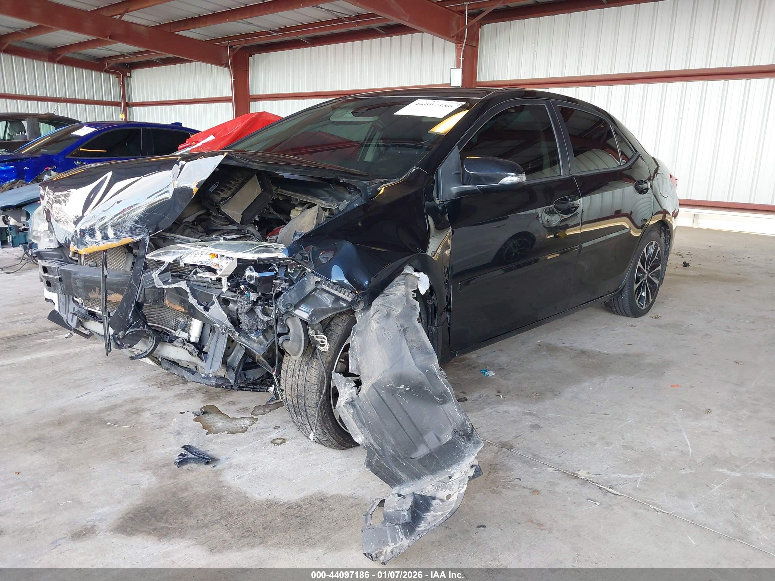 TOYOTA COROLLA image 2