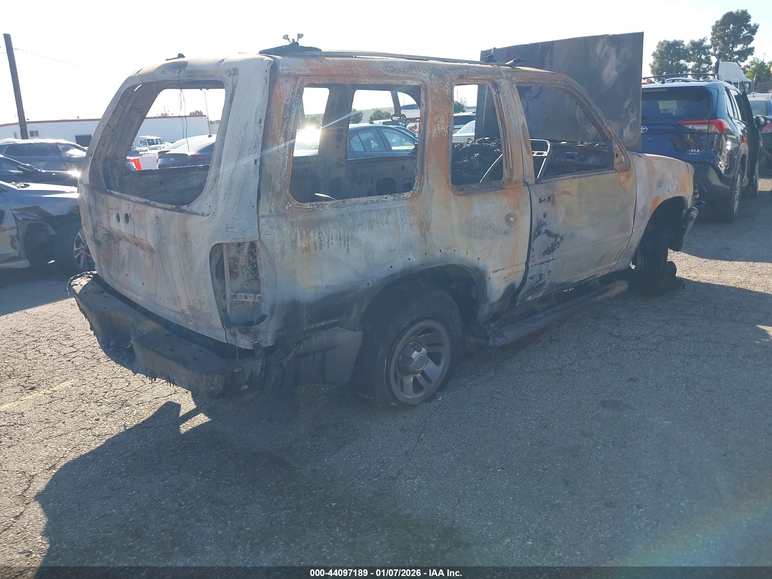 FORD EXPLORER image 4