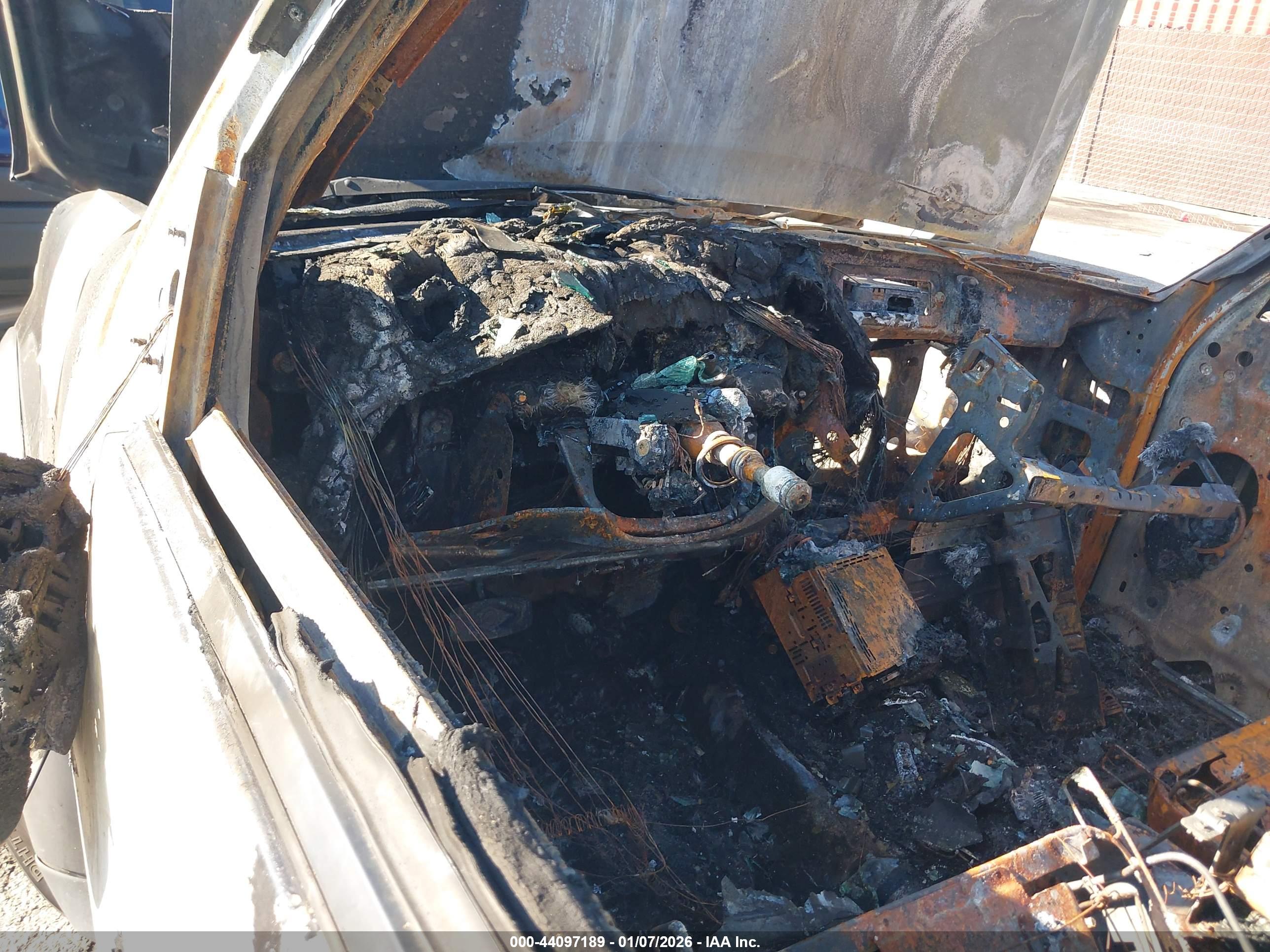 FORD EXPLORER image 7