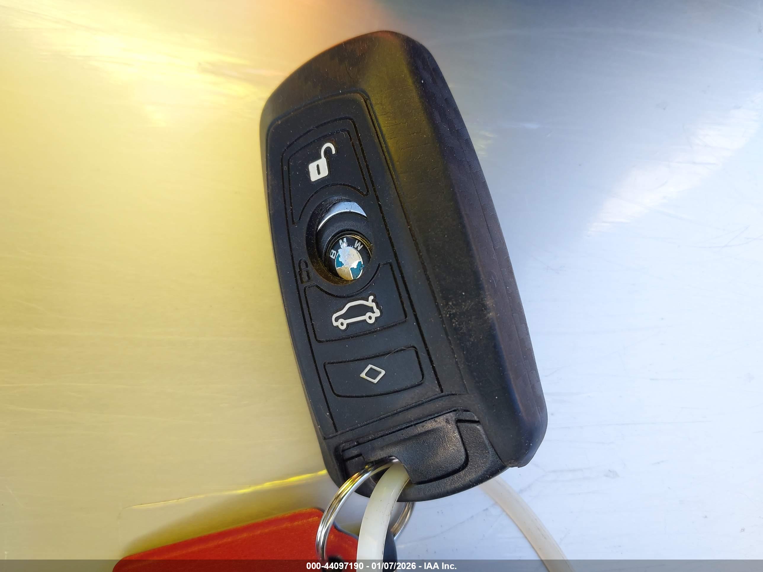BMW 528I image 11