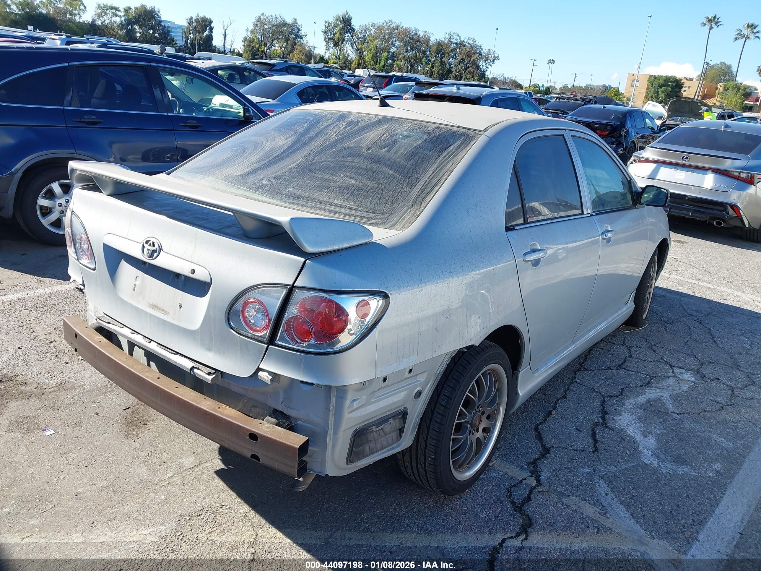 TOYOTA COROLLA image 4
