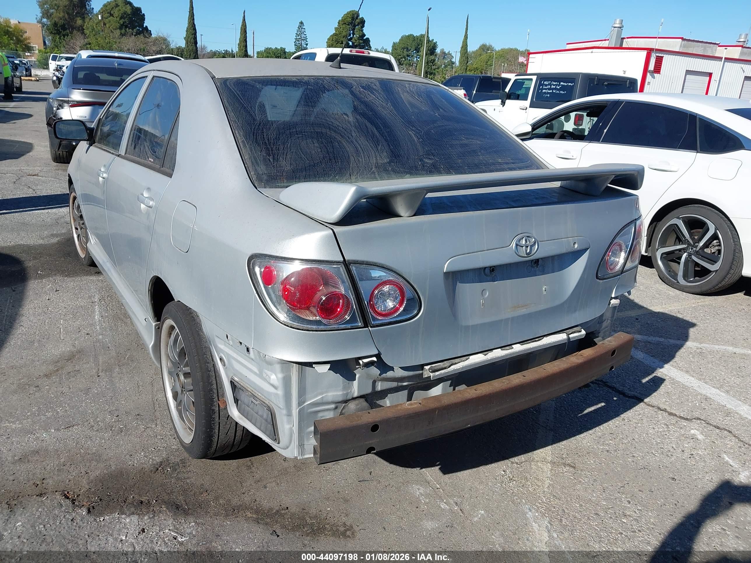 TOYOTA COROLLA image 6
