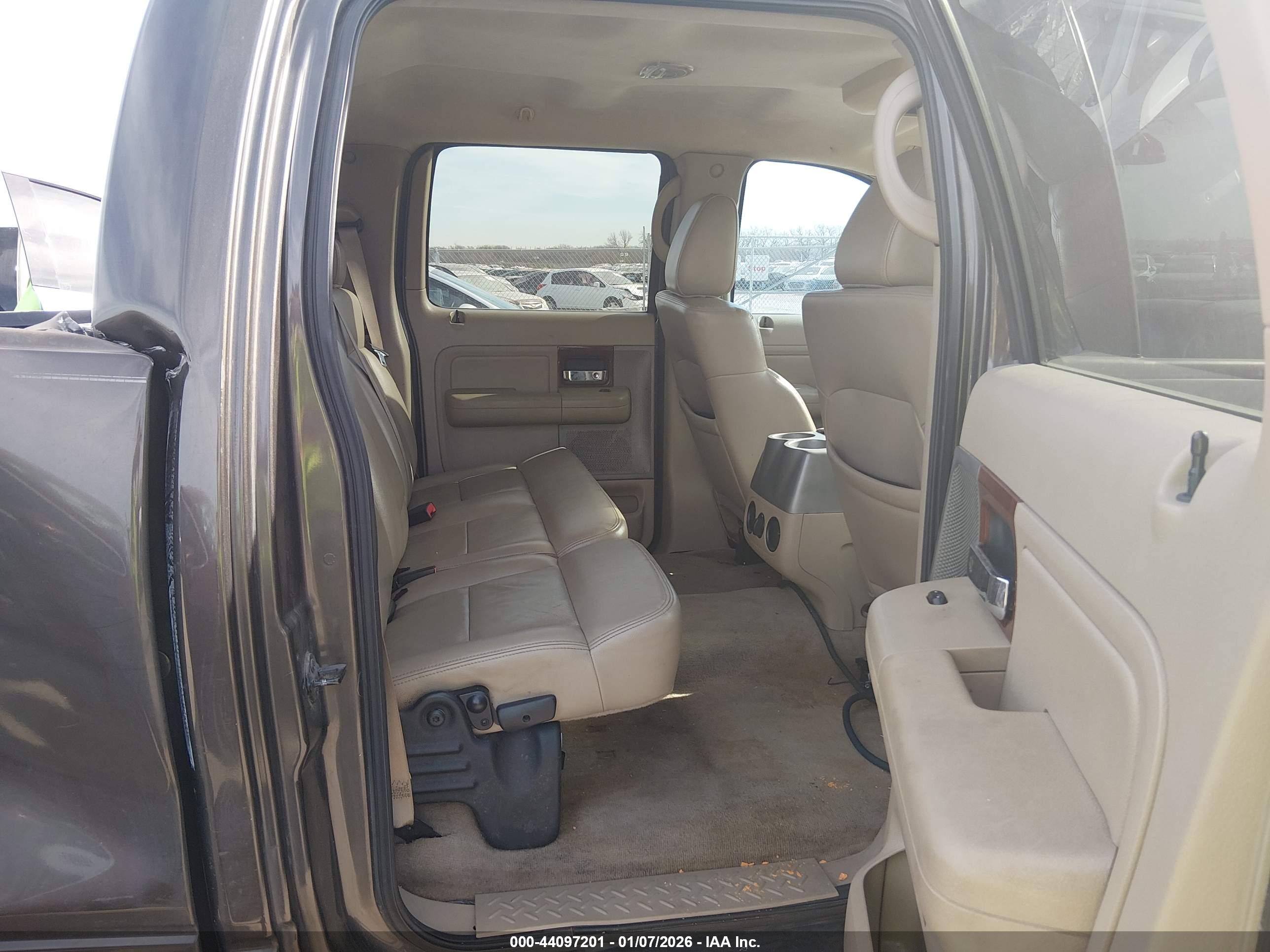 FORD F-150 image 8