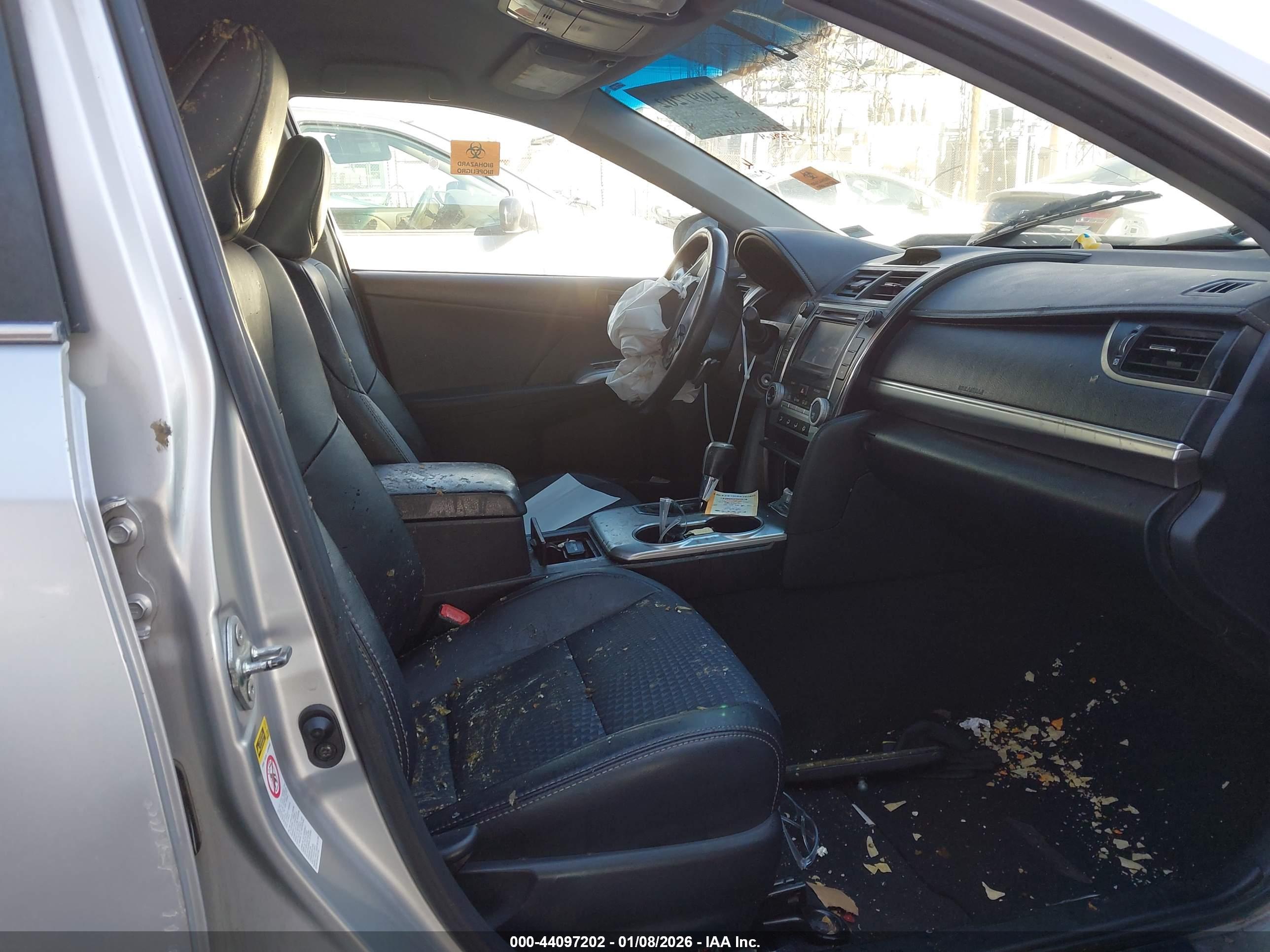 TOYOTA CAMRY image 5