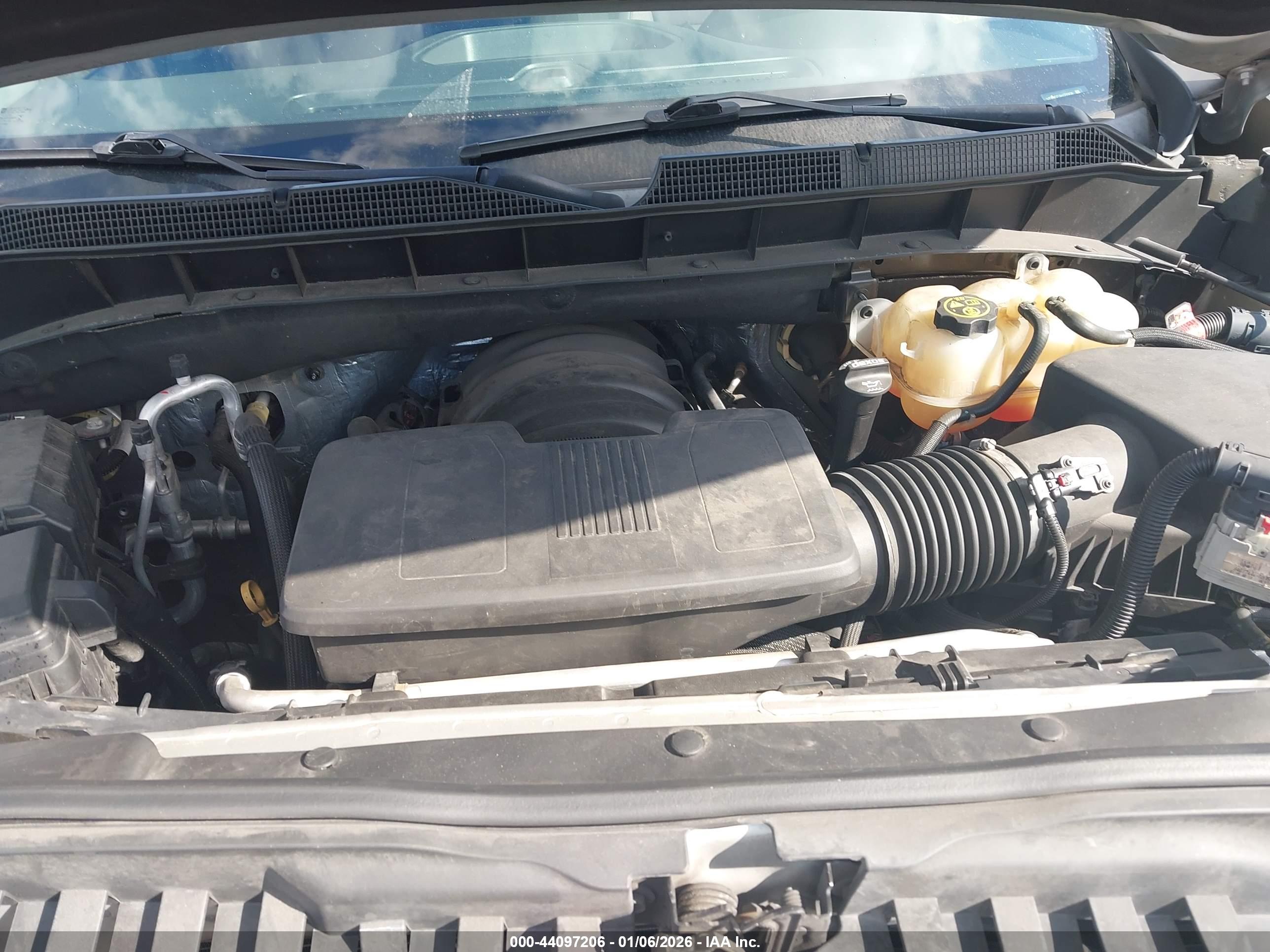 CHEVROLET SILVERADO image 10
