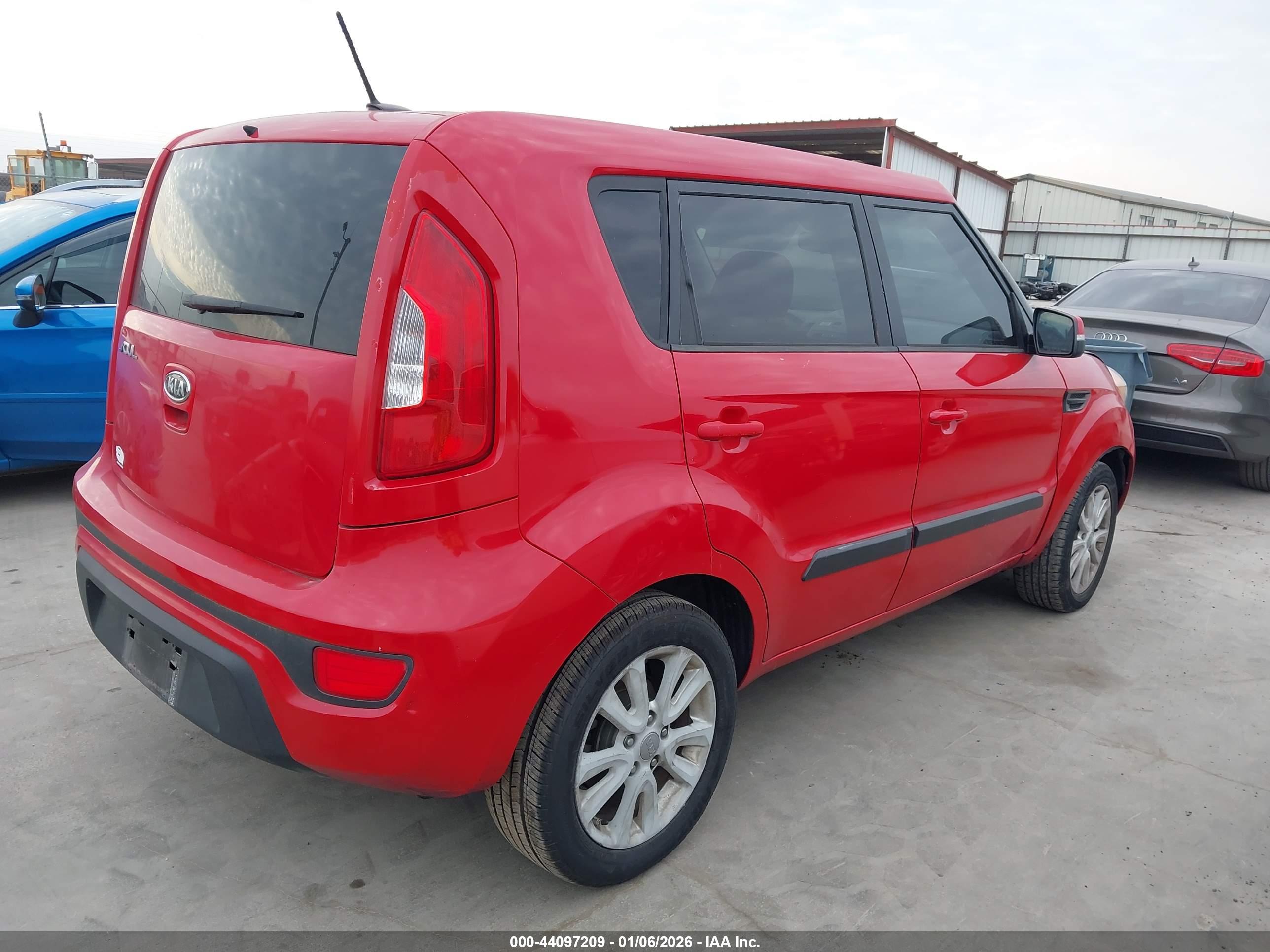 KIA SOUL image 4