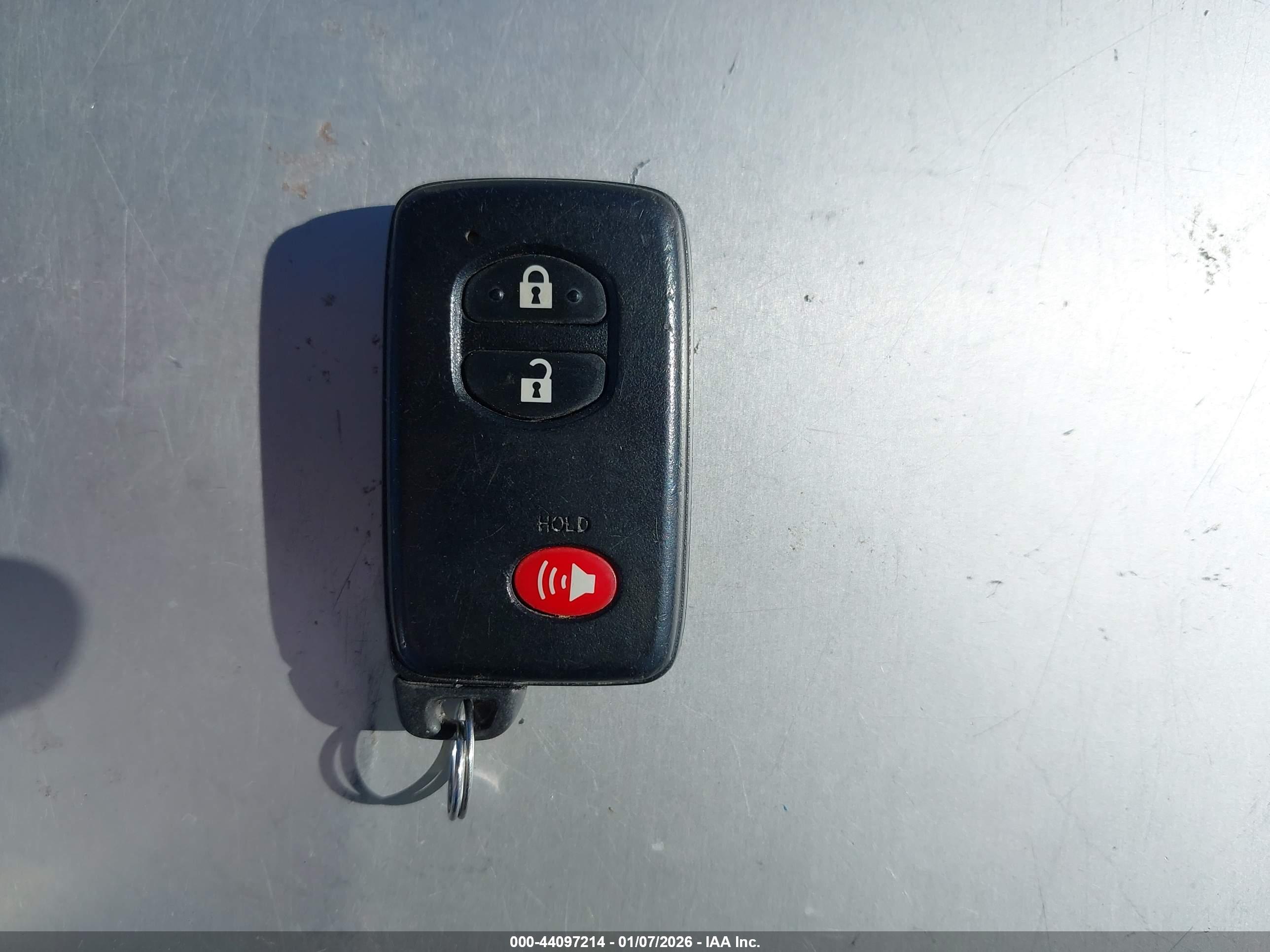 TOYOTA PRIUS image 11