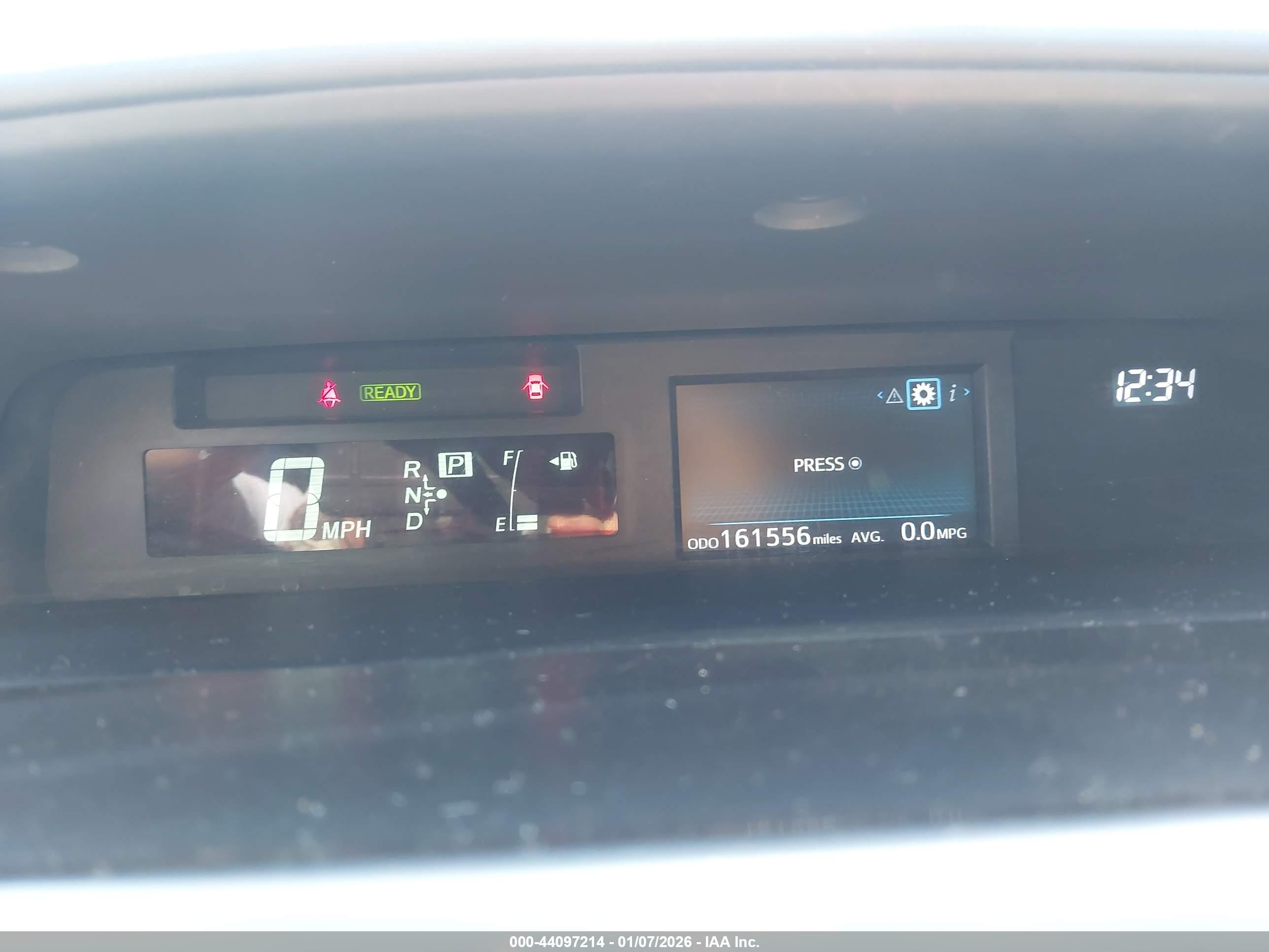 TOYOTA PRIUS image 7