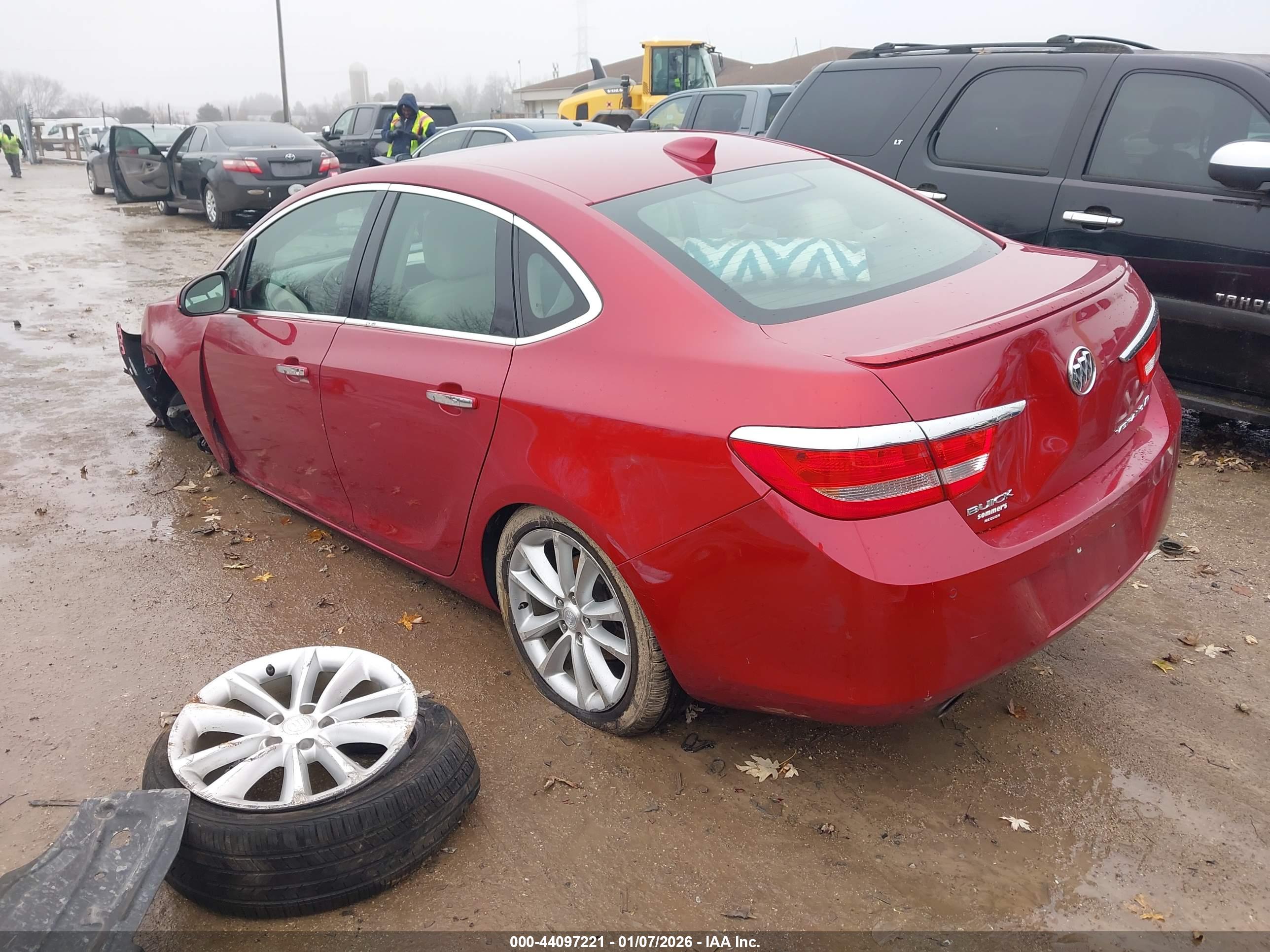 BUICK VERANO image 3