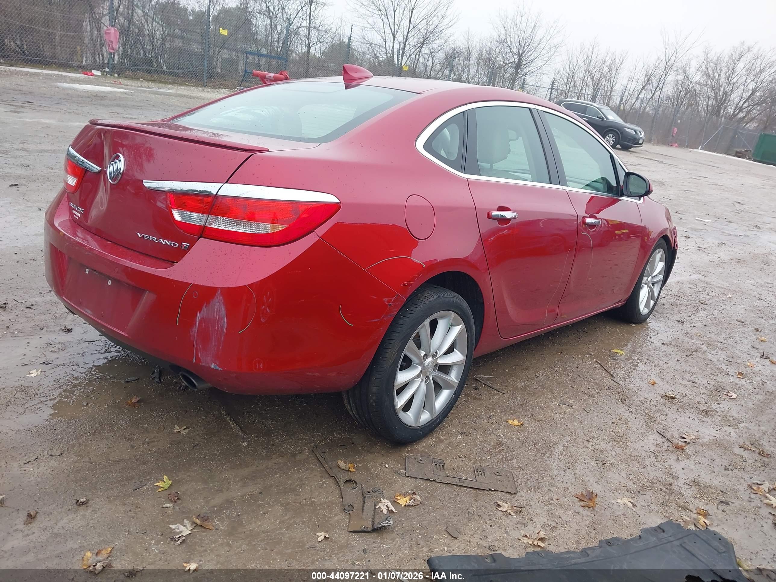 BUICK VERANO image 4
