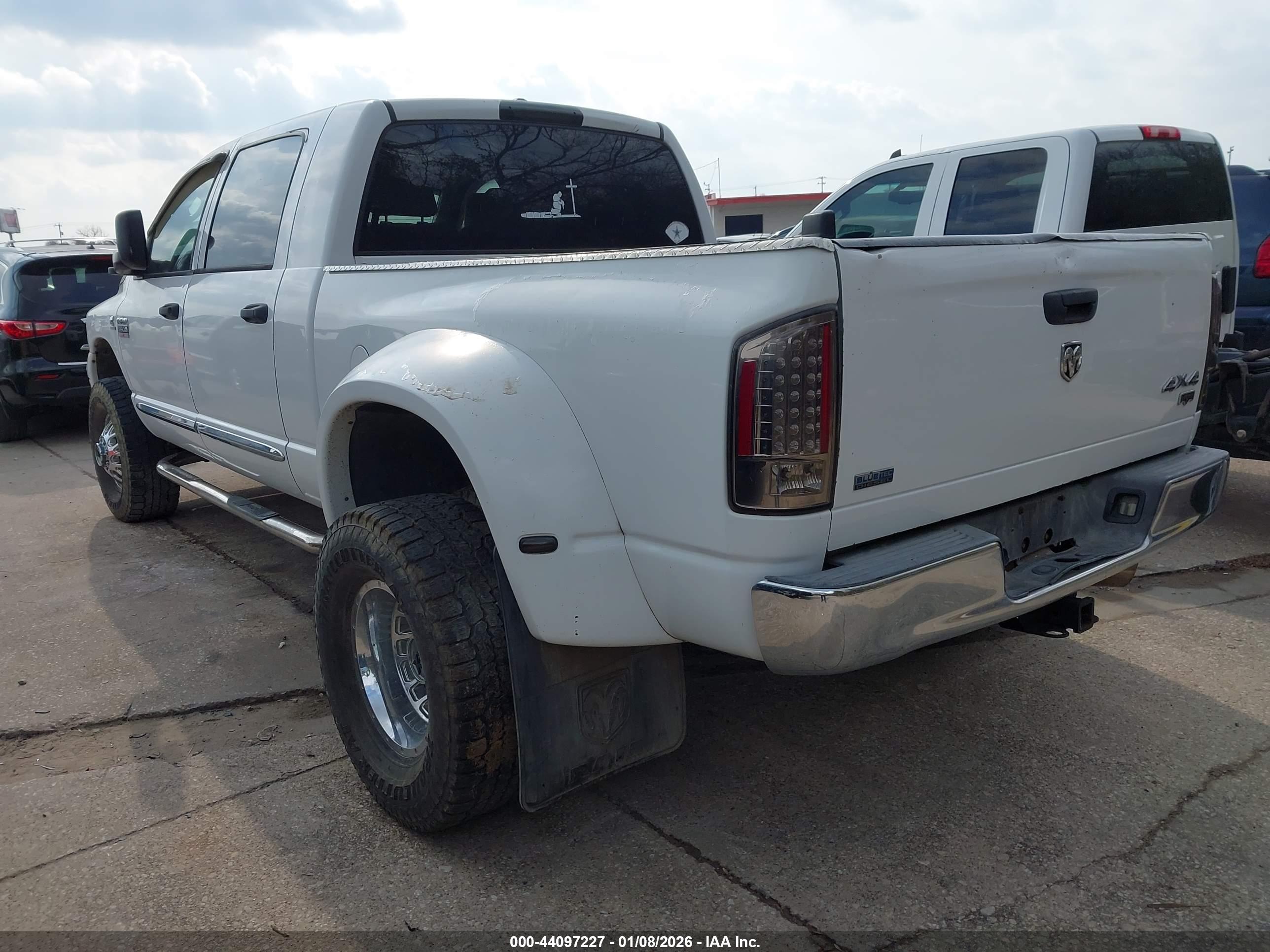 DODGE RAM image 3